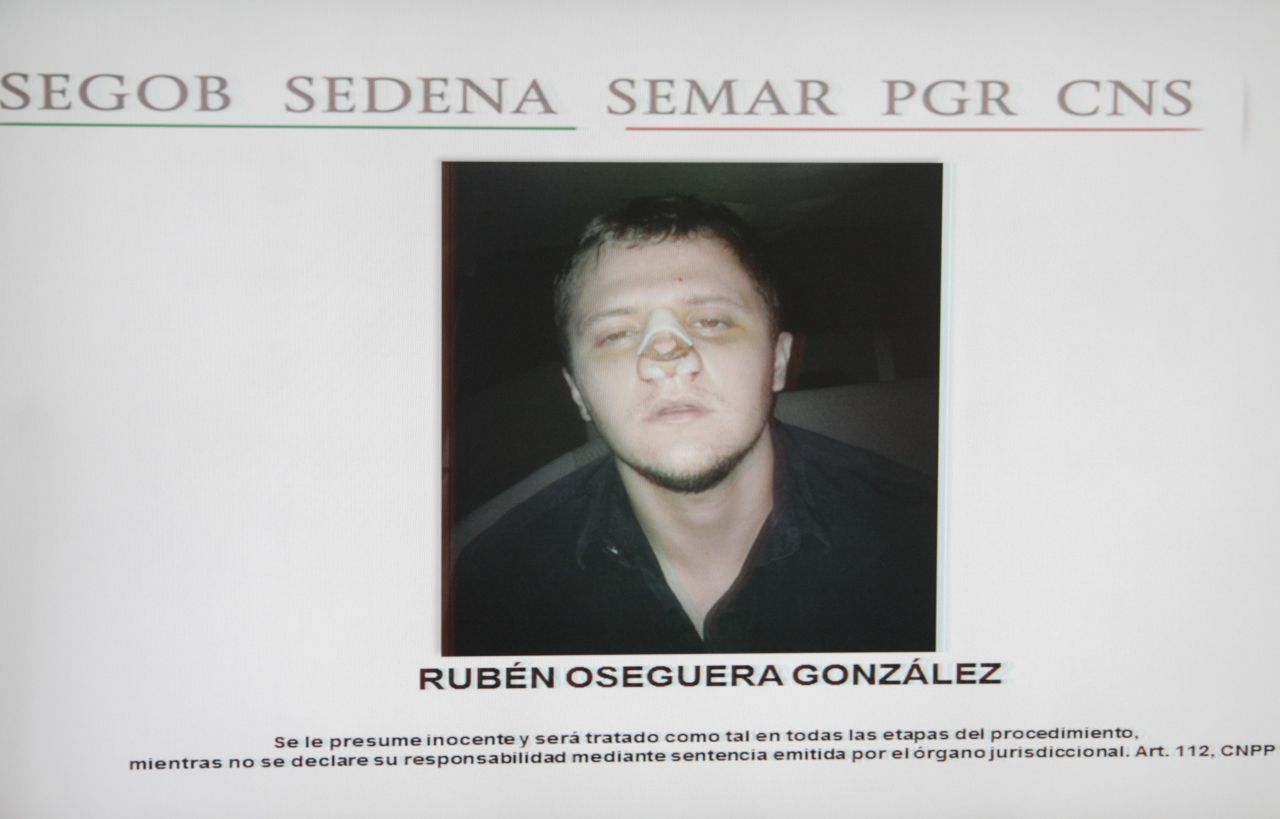 Ramón Eduardo Pequeño García, entonces  titular de la División de Inteligencia de la Policía Federal, dio detalles de la captura de Rubén Oseguera González alias "El Menchito".
(Foto: SAÚL LÓPEZ /CUARTOSCURO)
