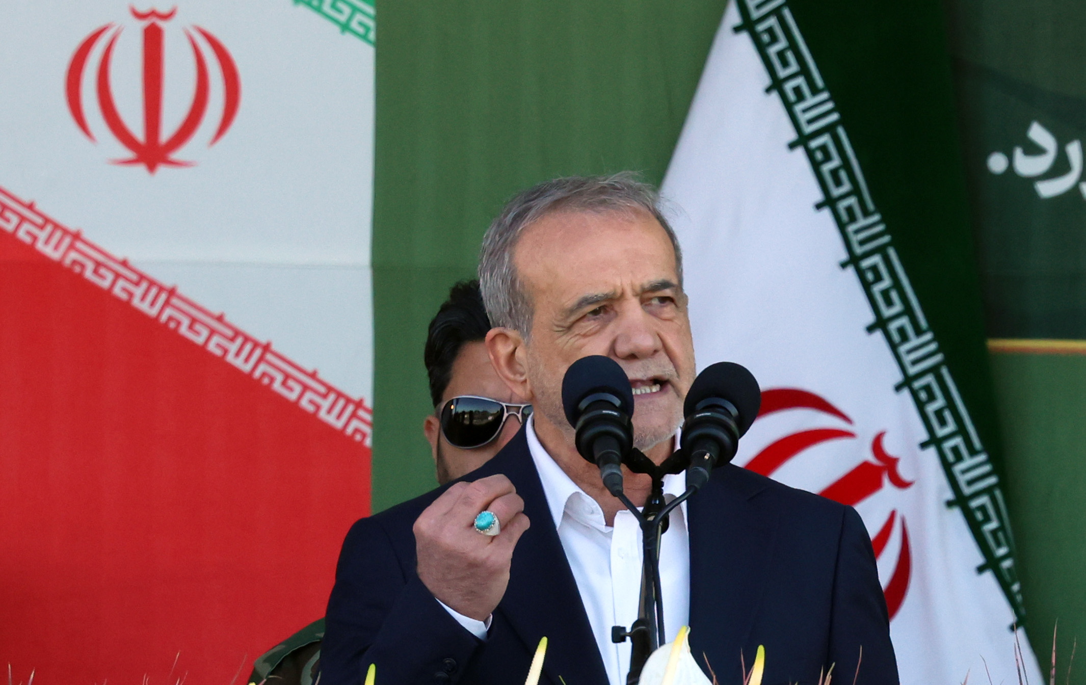 El r&eacute;gimen de Ir&aacute;n defendi&oacute; sus ataques contra Israel pero mantiene abierta la v&iacute;a diplom&aacute;tica