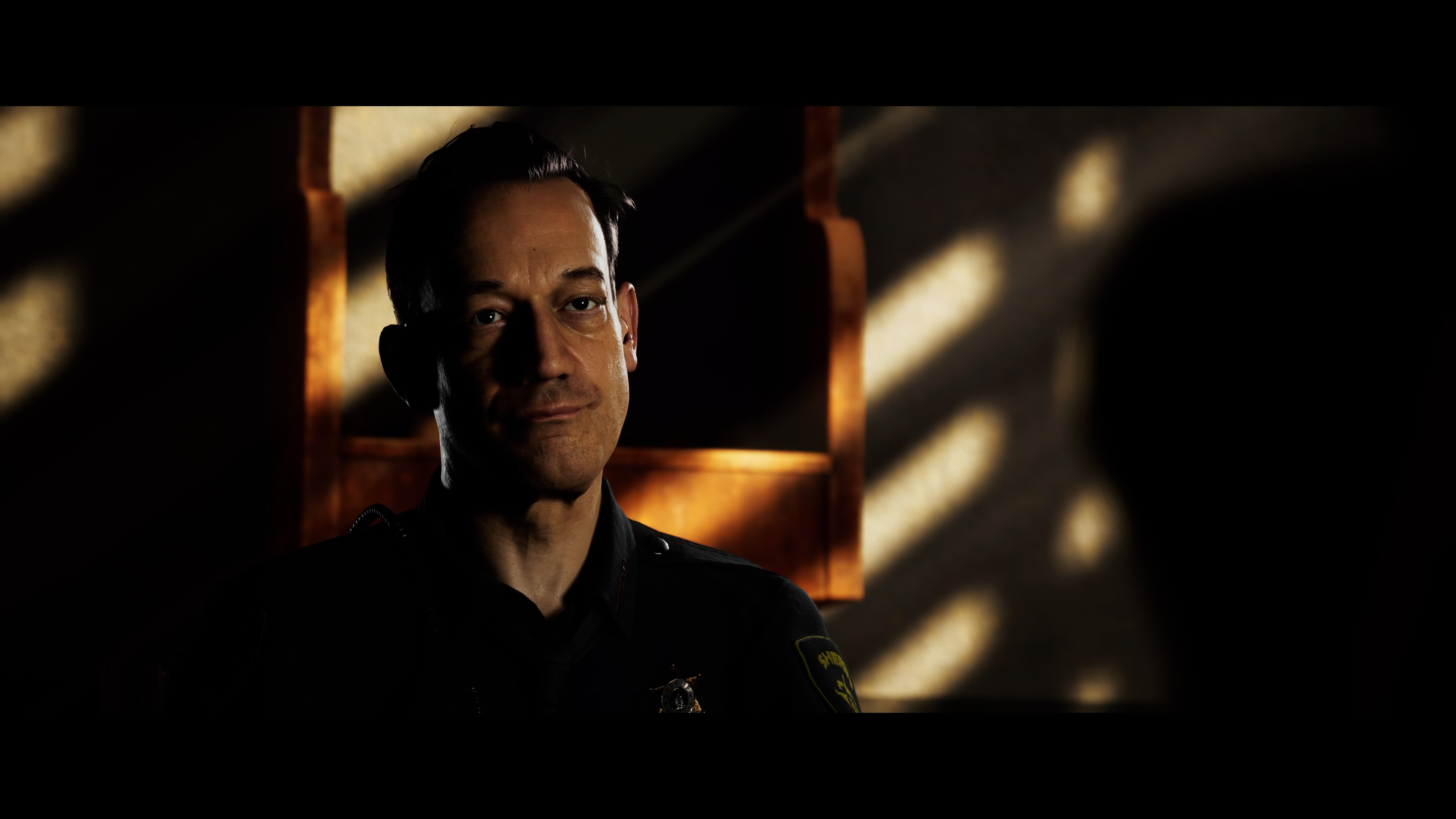 Ted Raimi, hermano del director Sam Raimi, interpreta a un personaje tan siniestro como misterioso (Foto: captura PS5)
