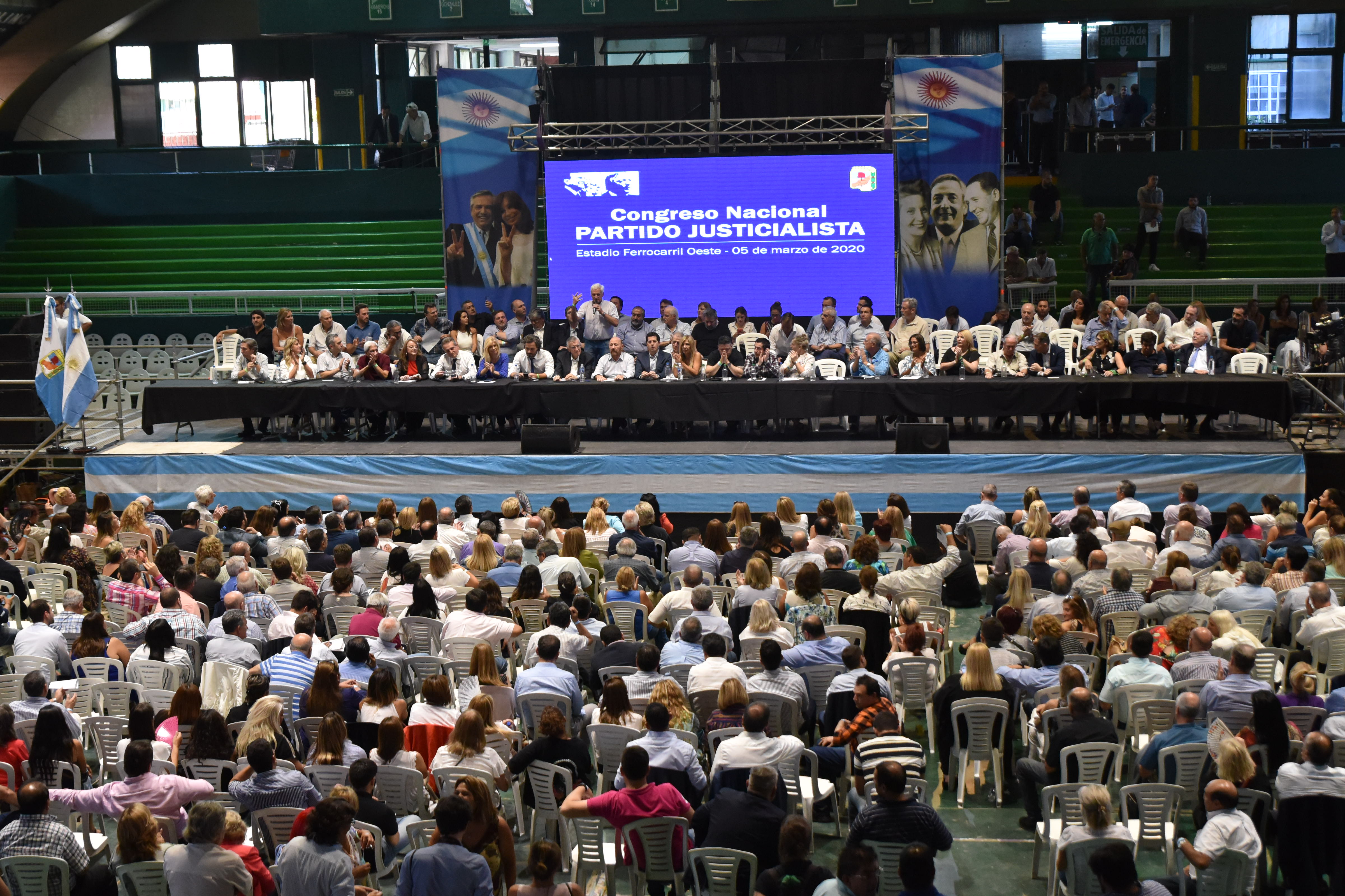 La situación del peronismo es complicada con las elecciones presidenciales de 2023 muy cerca