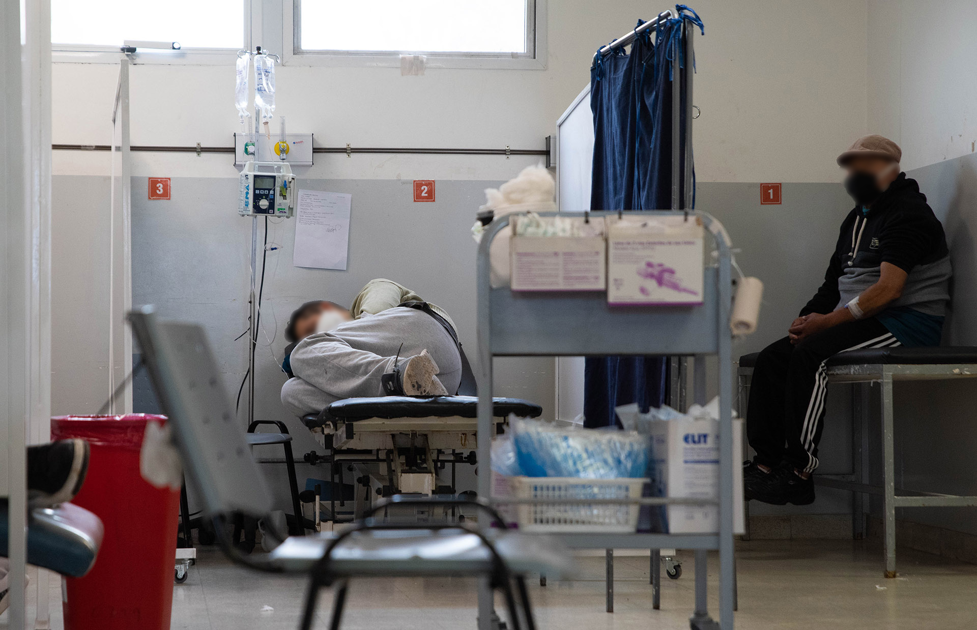 En teoría, en cada hospital porteño y de la provincia de Buenos Aires hay protocolos que reciben distintos nombres, como el de “última cama”, que deben seguir los profesionales de la salud en situaciones límites (Foto Franco Fafasuli)