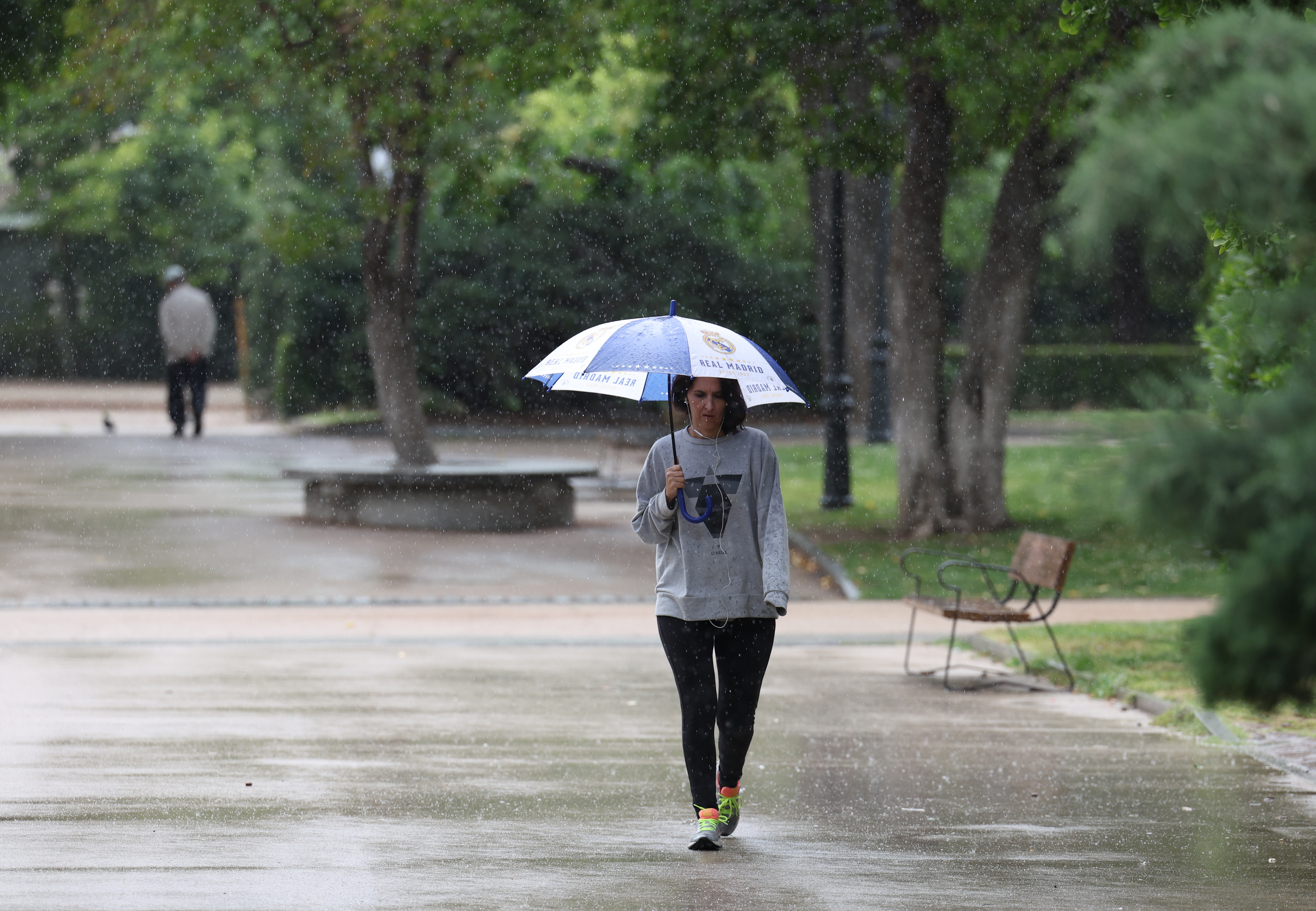 La borrasca Óscar pone en alerta a España: 30 provincias en riesgo por lluvias y tormentas