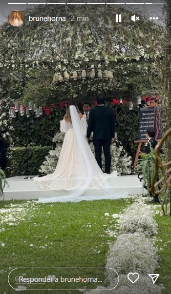 Ethel Pozo y Julián Alexander en el altar. (Instagram)