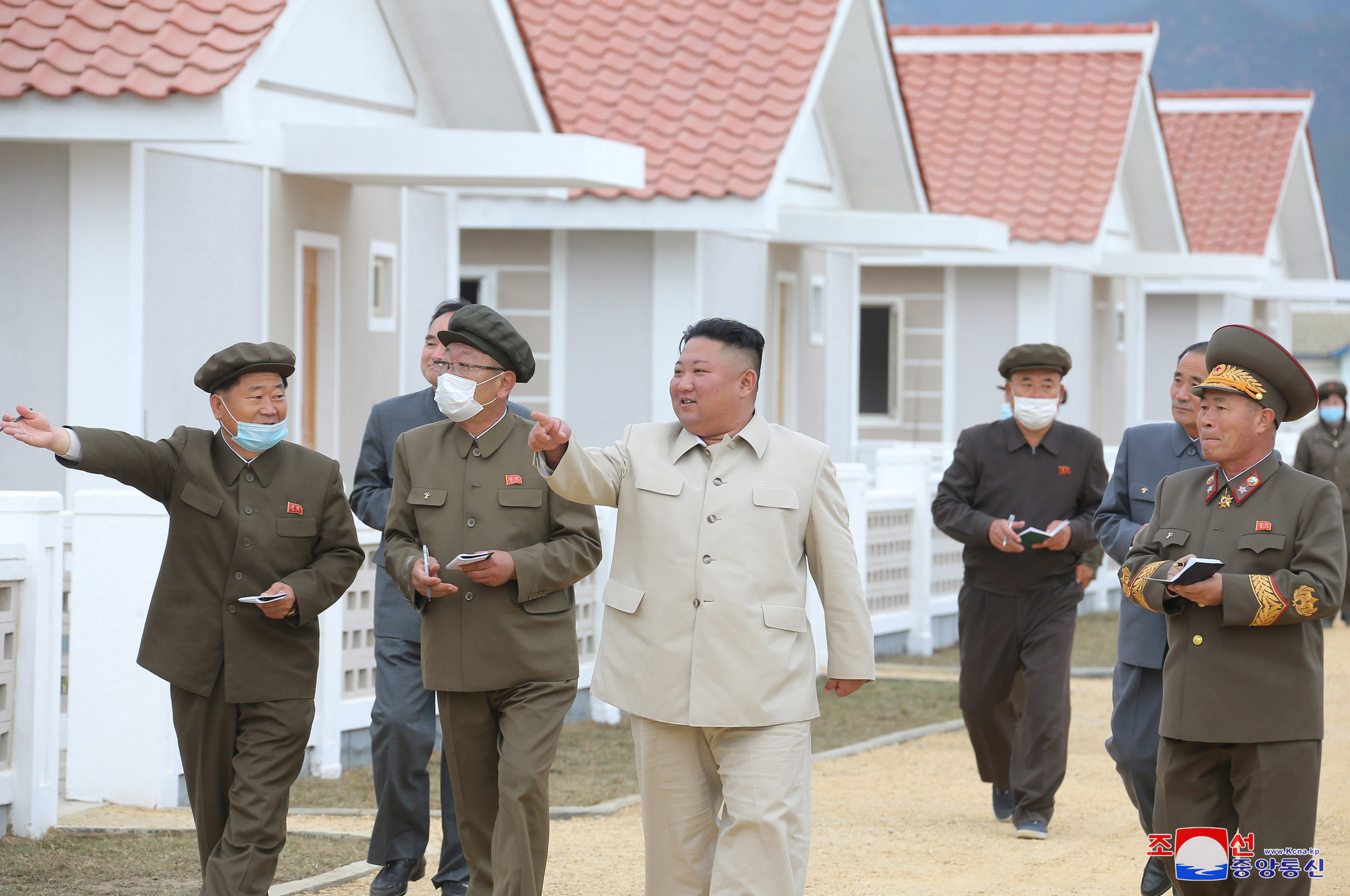 Corea del Norte extrema la represión para evitar la propagación del  COVID-19: penas de muerte y minas terrestres a lo largo de la frontera -  Infobae