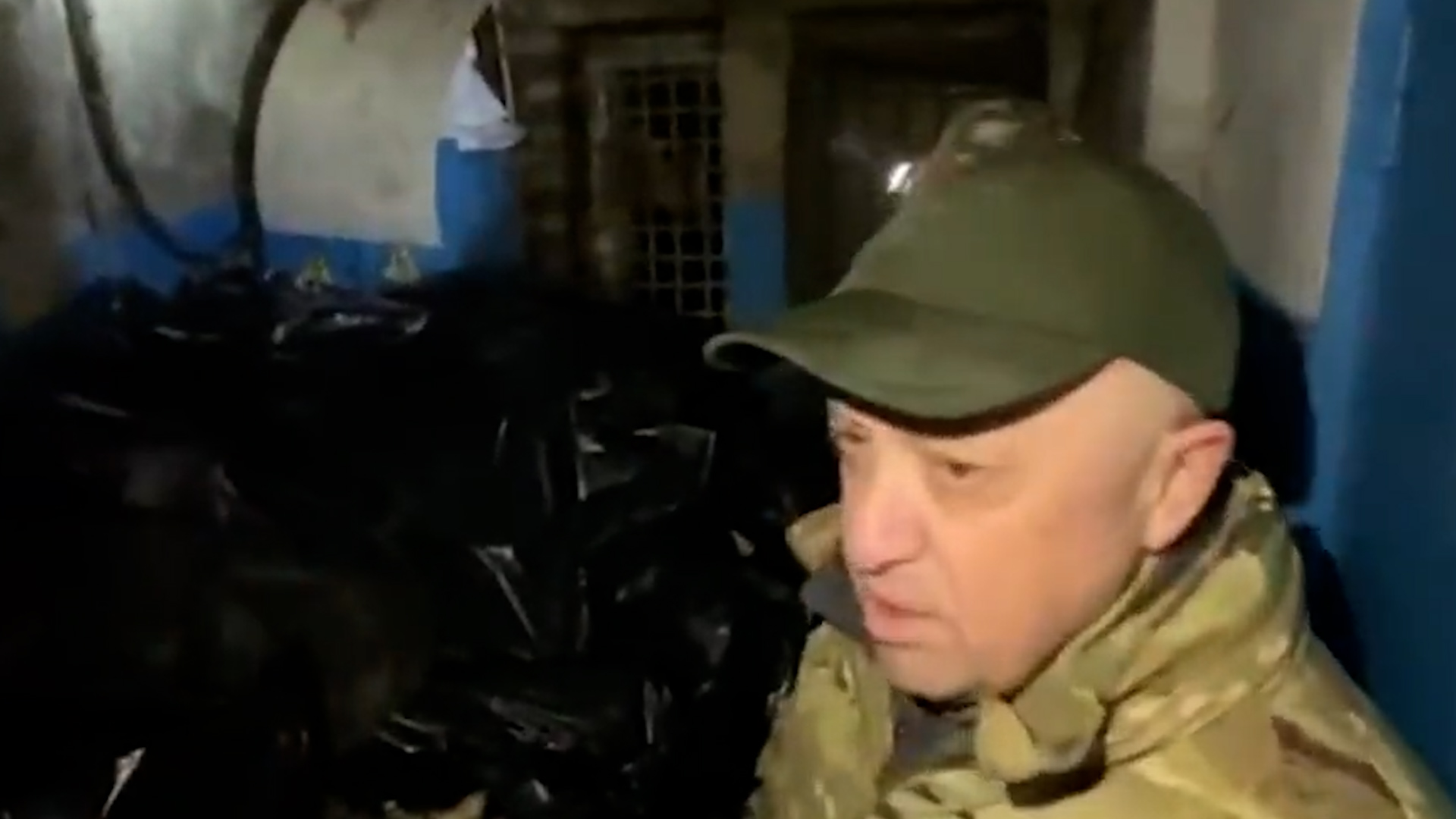 Yevgeny Prigozhin visitó el frente en Donetsk y buscó que las tropas reafirmen sus posturas en la disputa contra el propio Ejército ruso