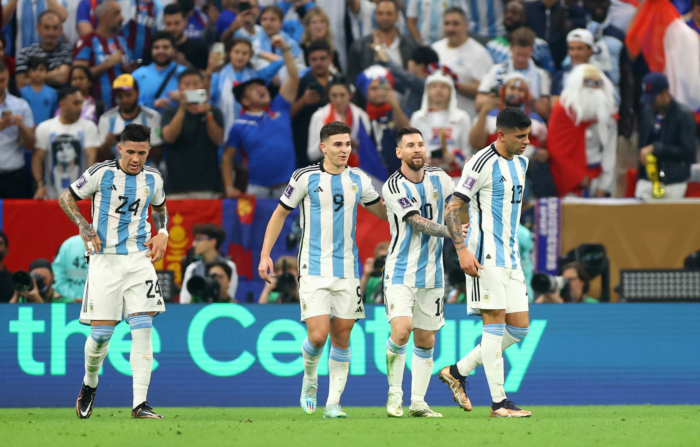 La selección argentina campeona del mundo tendrá dos amistosos en el país para celebrar el título mundial (REUTERS/Hannah Mckay)