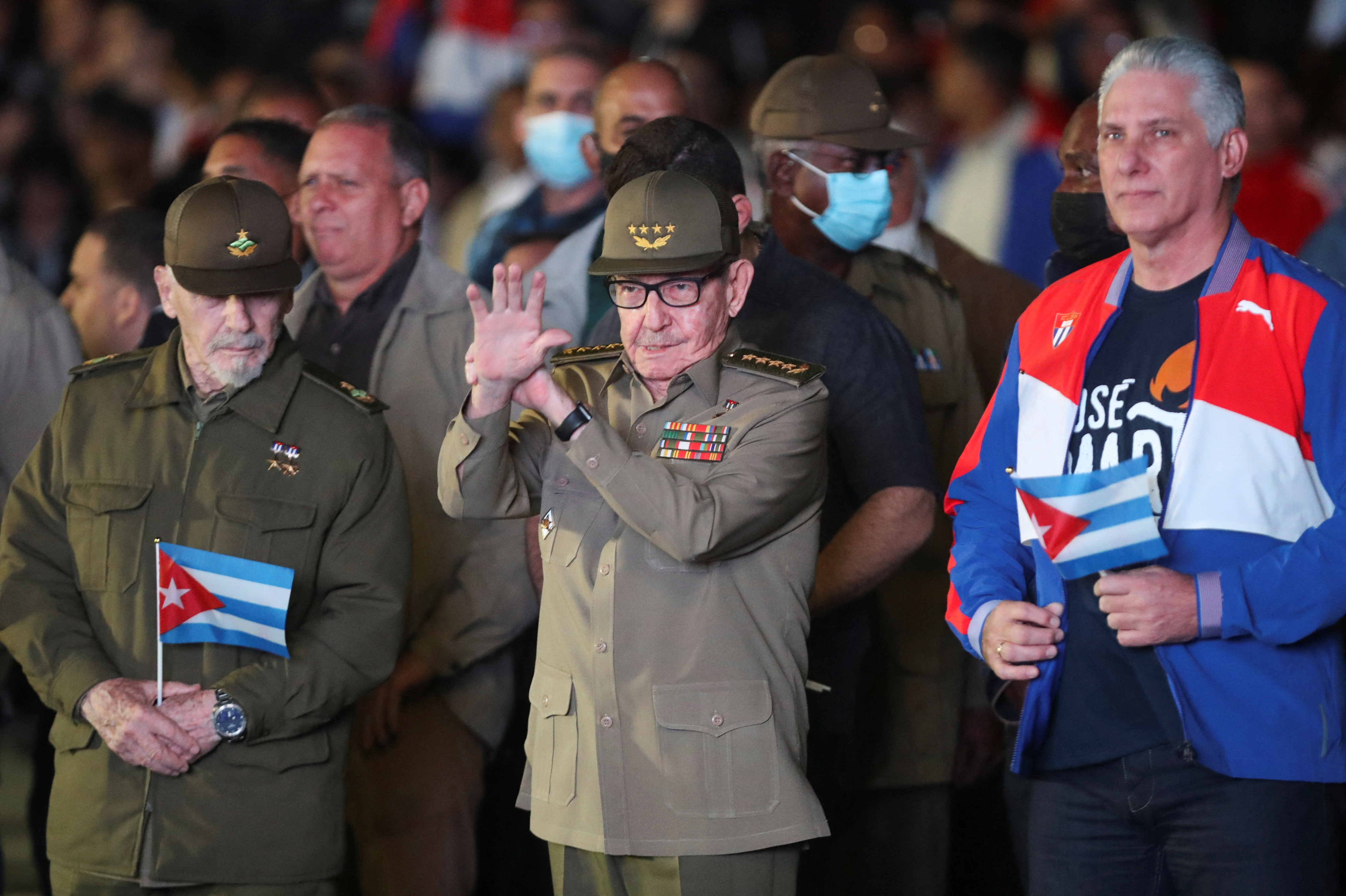 Raúl Castro y Miguel Díaz-Canel (Reuters)