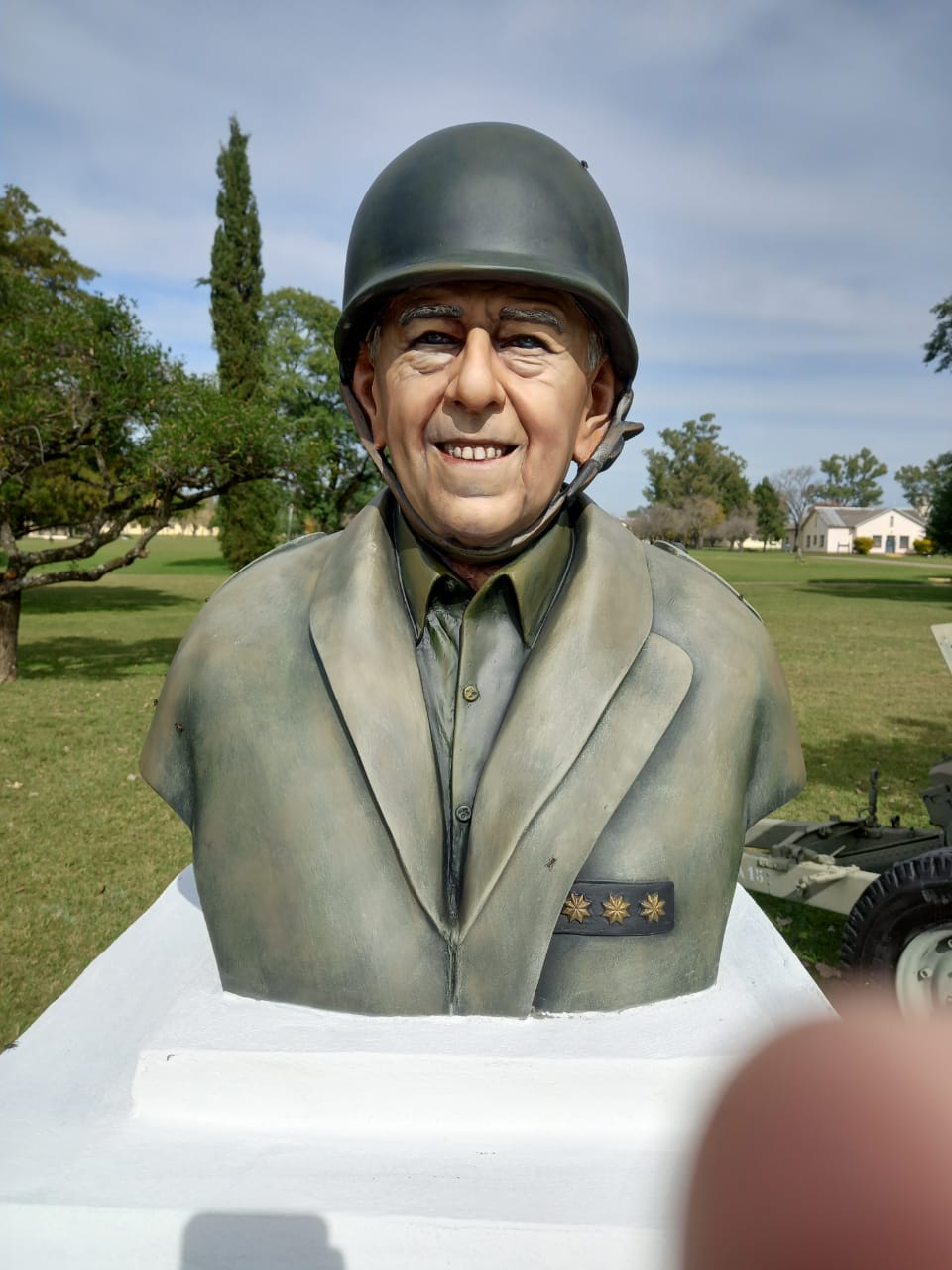 El busto de Juan Ramón Mabragaña, una idea de sus propios soldados del Regimiento 5 que combatieron en Puerto Yapeyú.