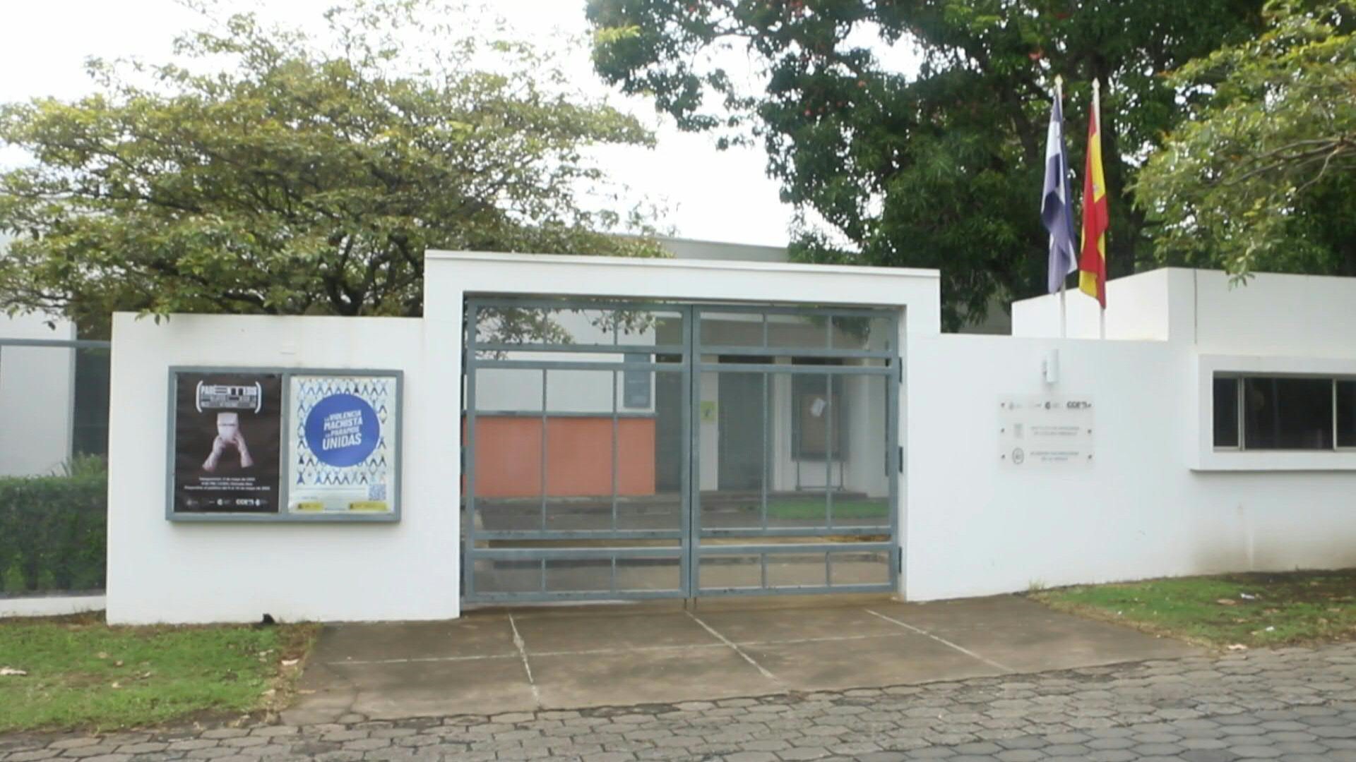 El parlamento de Nicaragua canceló la personalidad jurídica de la Academia Nicaragüense de la Lengua, tras 94 años de existencia. AFP