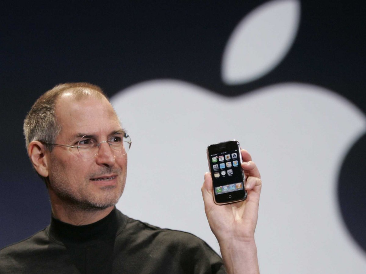 Video | iPhone cumple 16 años y así lo presentó Steve Jobs en 2007