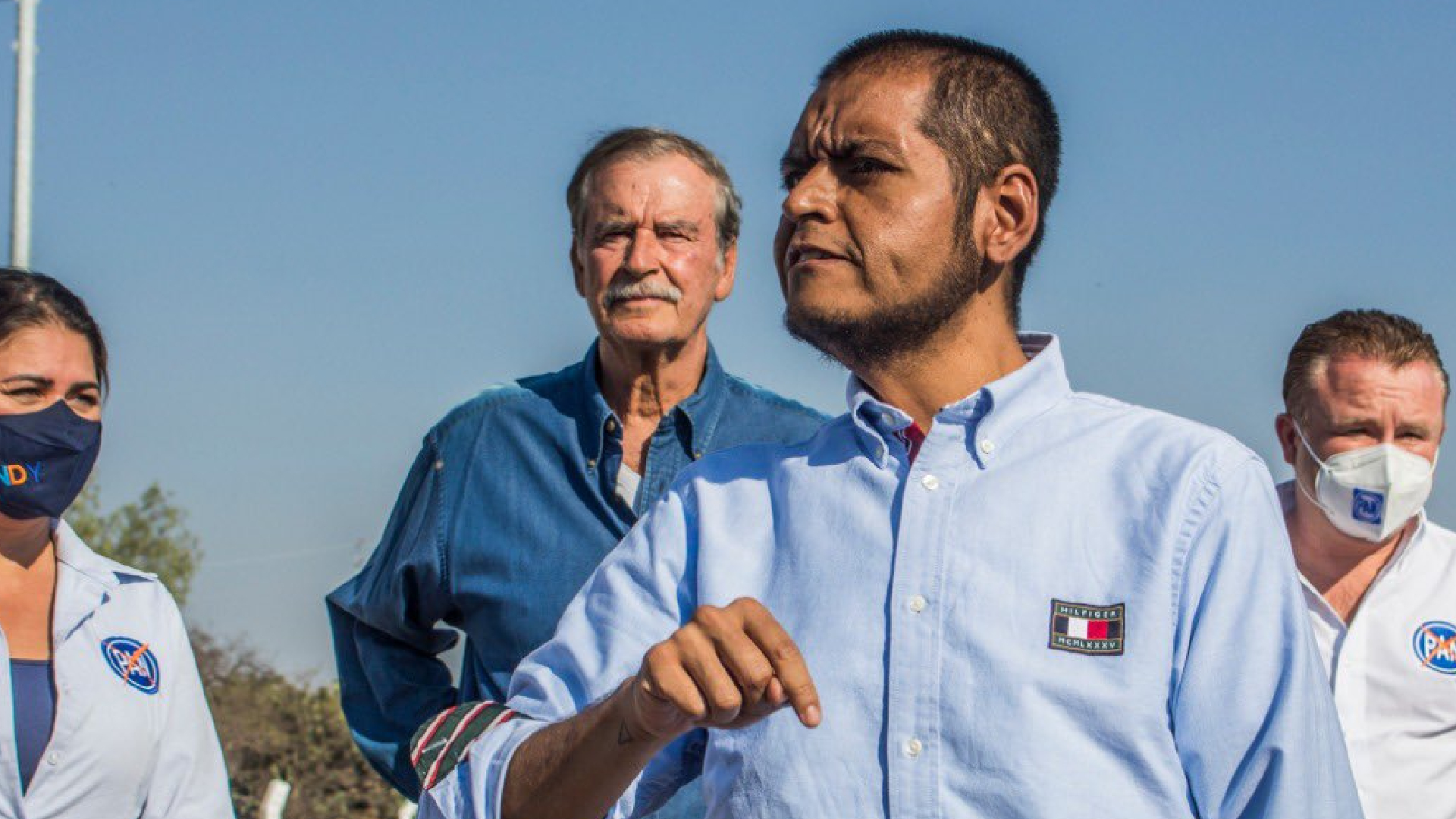 Vicente Fox y Tumbaburros se unen para apoyar al PAN (Foto: Twitter / @LauraMex)