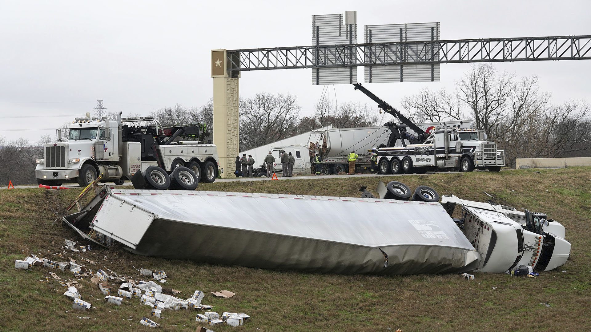 Un accidente múltiple en la carretera SH 130 en Austin, Texas ( Jay Janner /Austin American-Statesman via AP)
