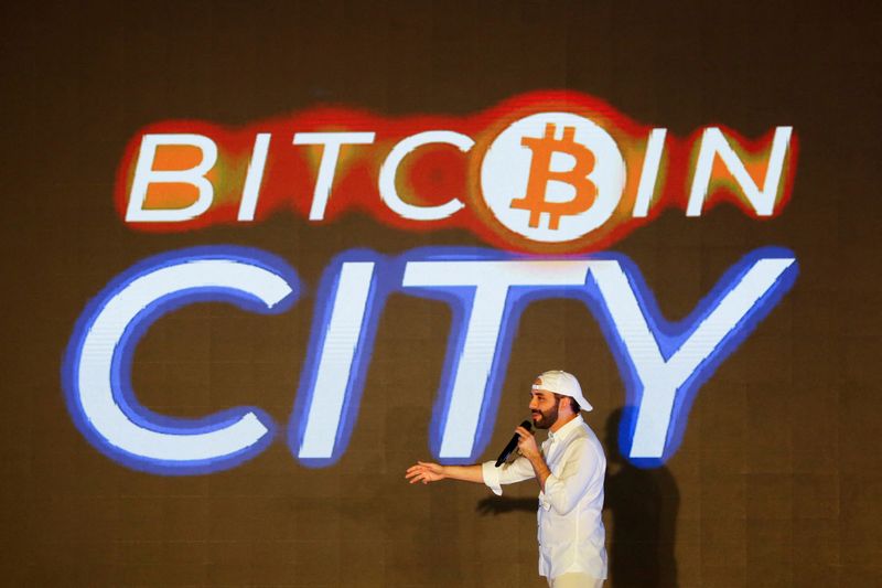 Bukele presented the plan in November "Bitcoin City" (Reuters)