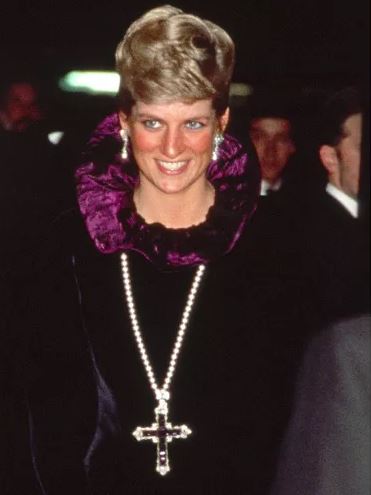 This is the piece worn by Diana of Wales and now acquired by Kim Kardashian PHOTO: TIM GRAHAM PHOTO LIBRARY VIA GETTY