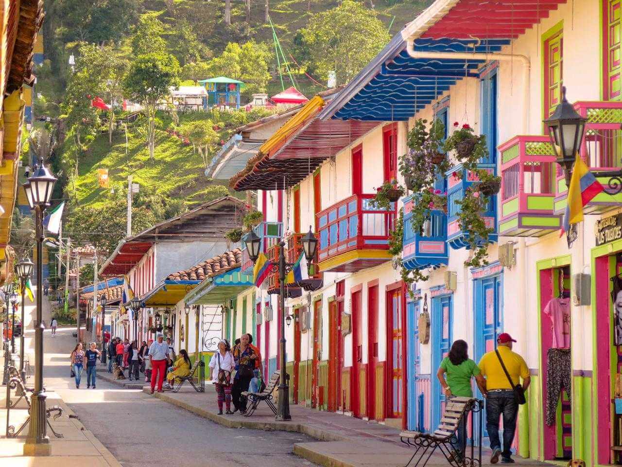 Cinco pueblos del Paisaje Cultural Cafetero para descubrir la belleza de las montañas colombianas