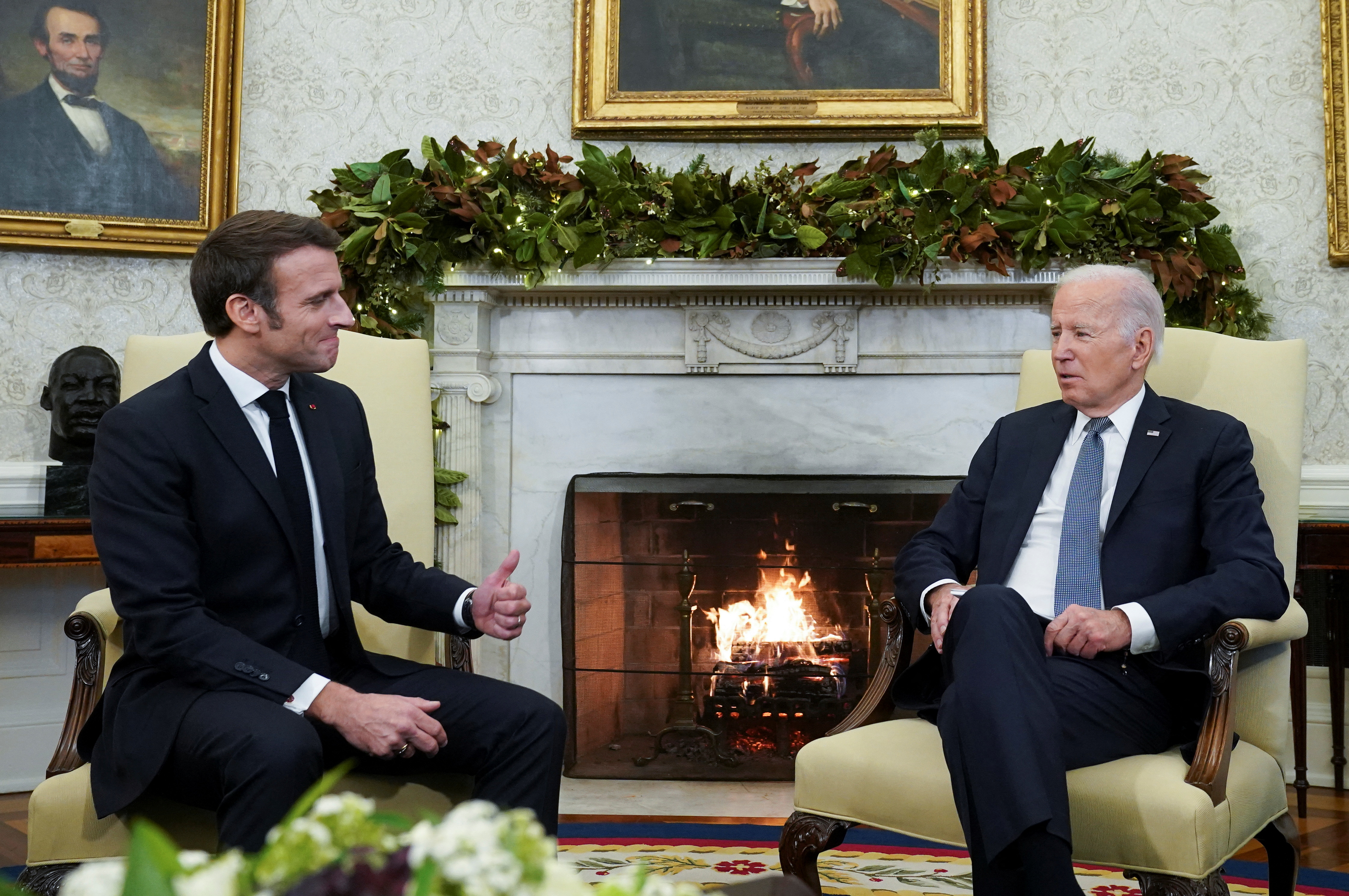 EEUU y Francia ratificaron su compromiso de mantener la asistencia de seguridad a Ucrania el tiempo que sea necesario. (REUTERS)