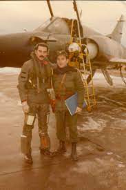 "La adrenalina bombea más fuerte cuando te dicen: 'Tenés una misión'. Ahí empezás a planificar, vas al avión, hacés un montón de tareas y el miedo va bajando"