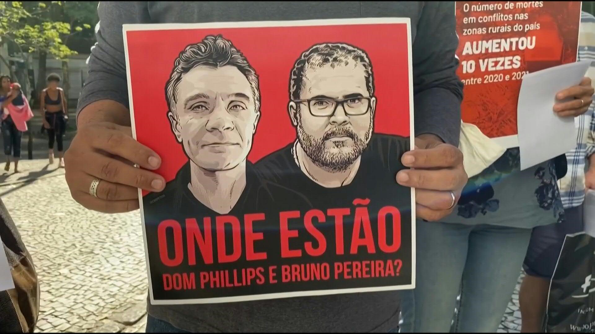 El asesinato del periodista británico Dom Phillips y el indigenista Bruno Pereira en la Amazonía de Brasil en junio fue motivado por una foto que uno de ellos pidió tomar a la embarcación de sus asesinos, aseguró el viernes el ministerio público.