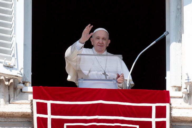 El papa Francisco presidirá el funeral de Benedicto XVI, ocupando su lugar frente a un altar con dosel para pronunciar la homilía e invocaciones clave. 