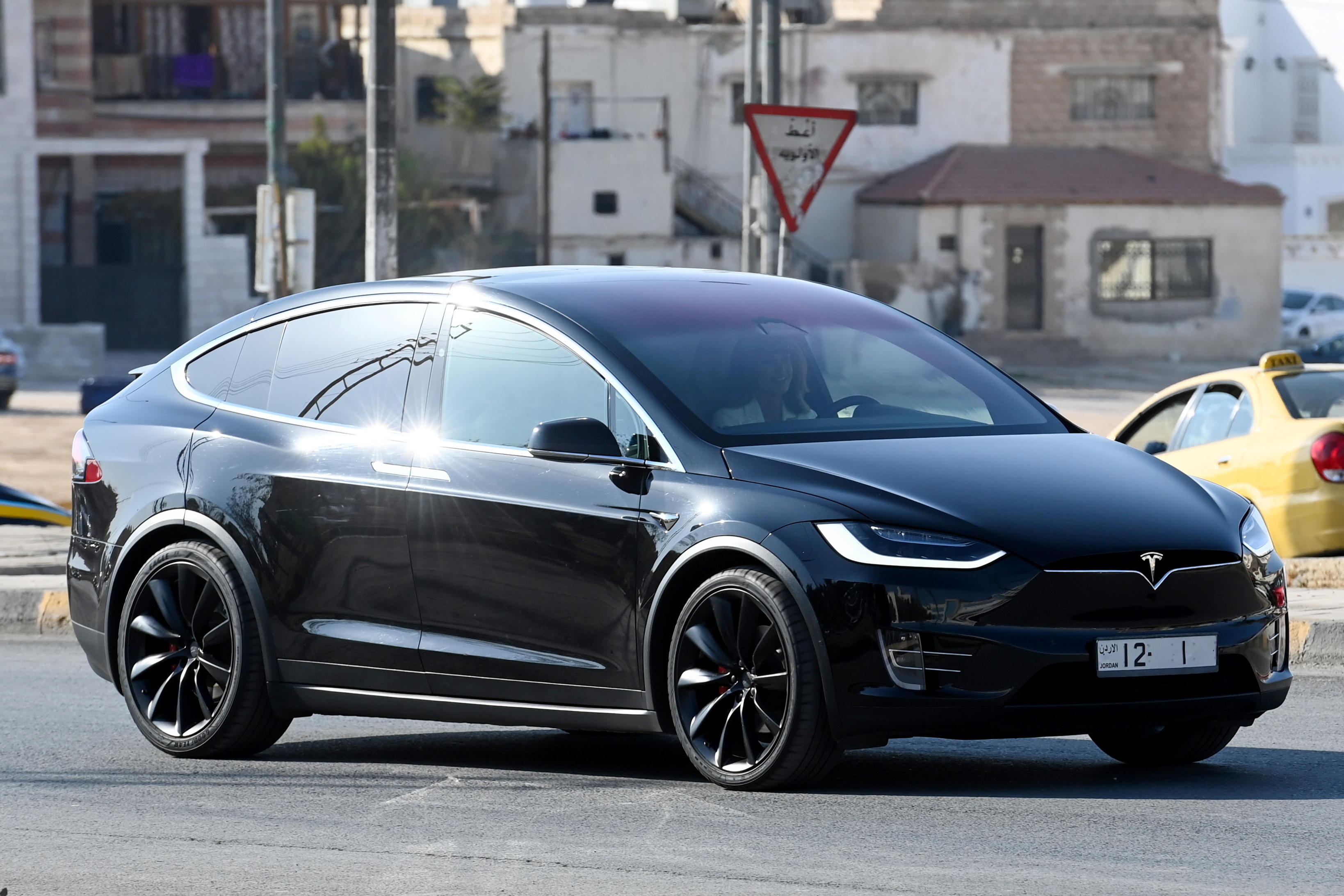 Por qué un fallo de Tesla impidió que algunos conductores se subieran a sus  autos - Infobae