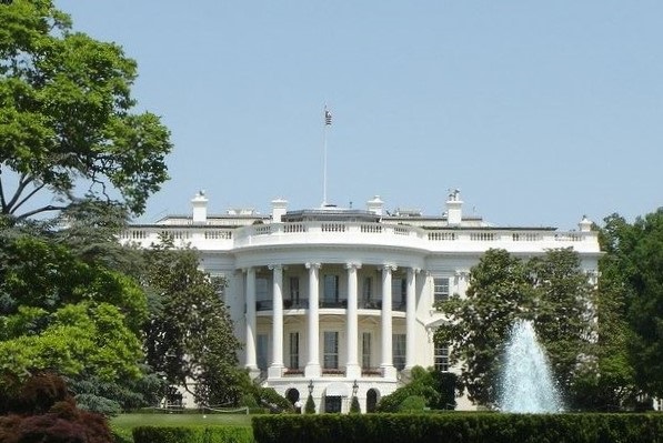  Casa Blanca

