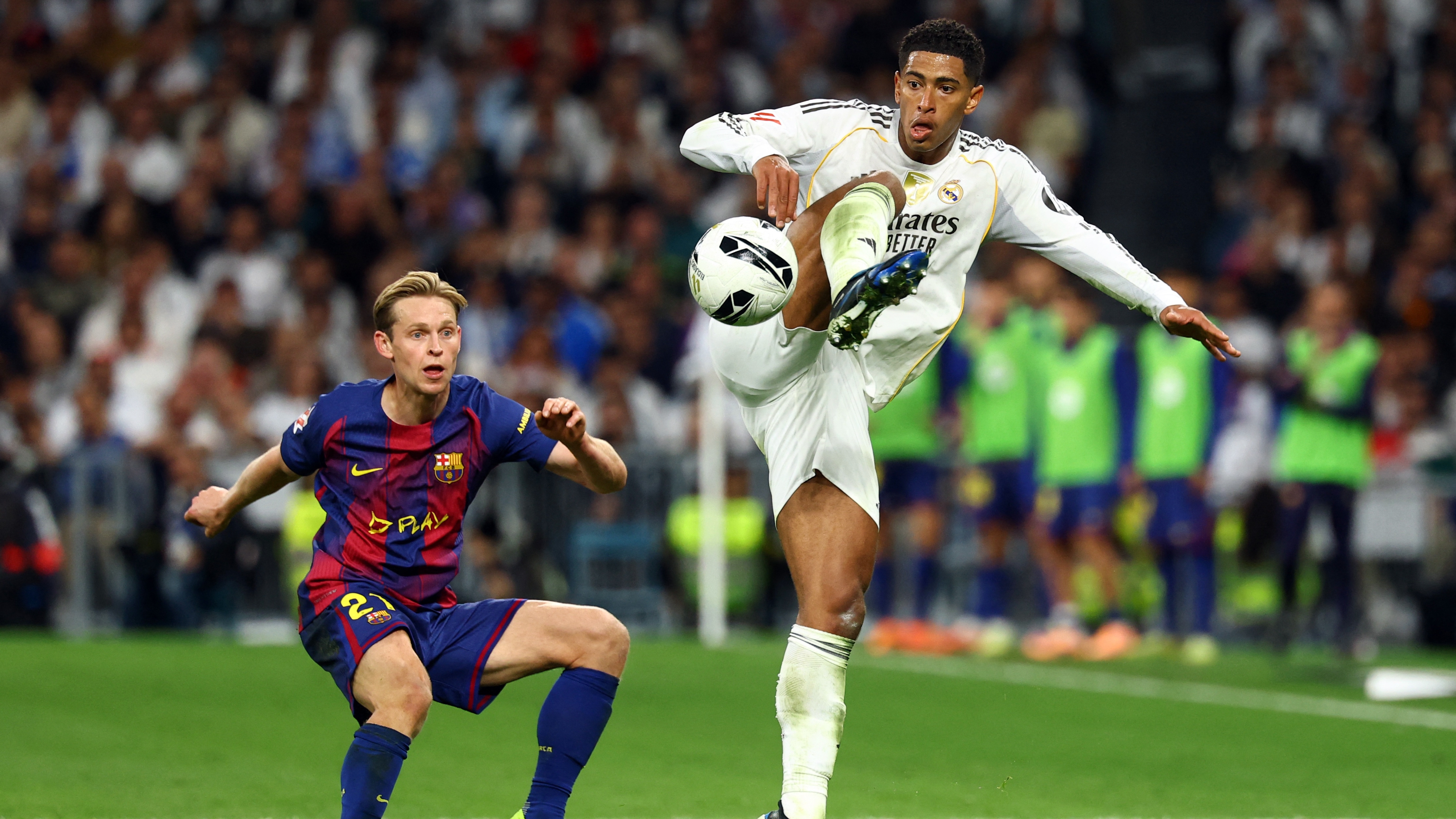 Violento choque frontal entre un auto y un camión en Mendoza: murió una mujer y un hombre sufrió graves heridas