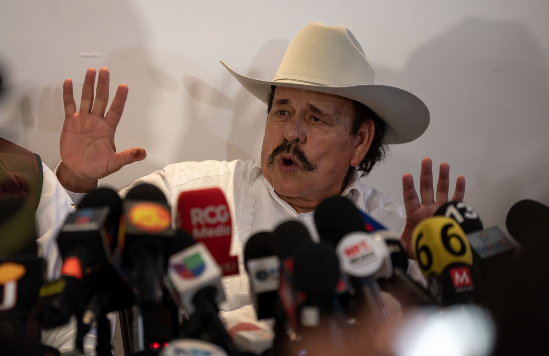Elecciones Coahuila 2023: Manolo Jiménez se perfila como ganador, según el INE 