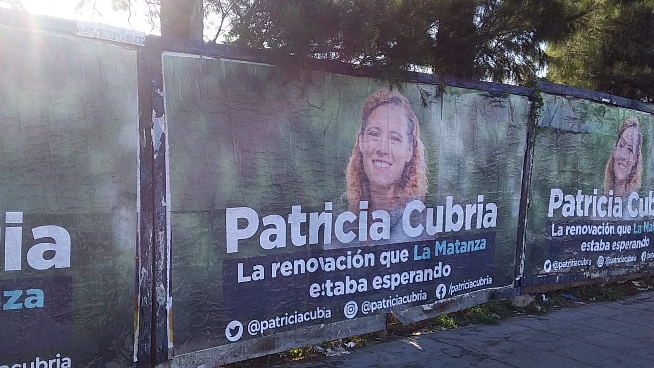 Ya hay afiches de Cubria en La Matanza 