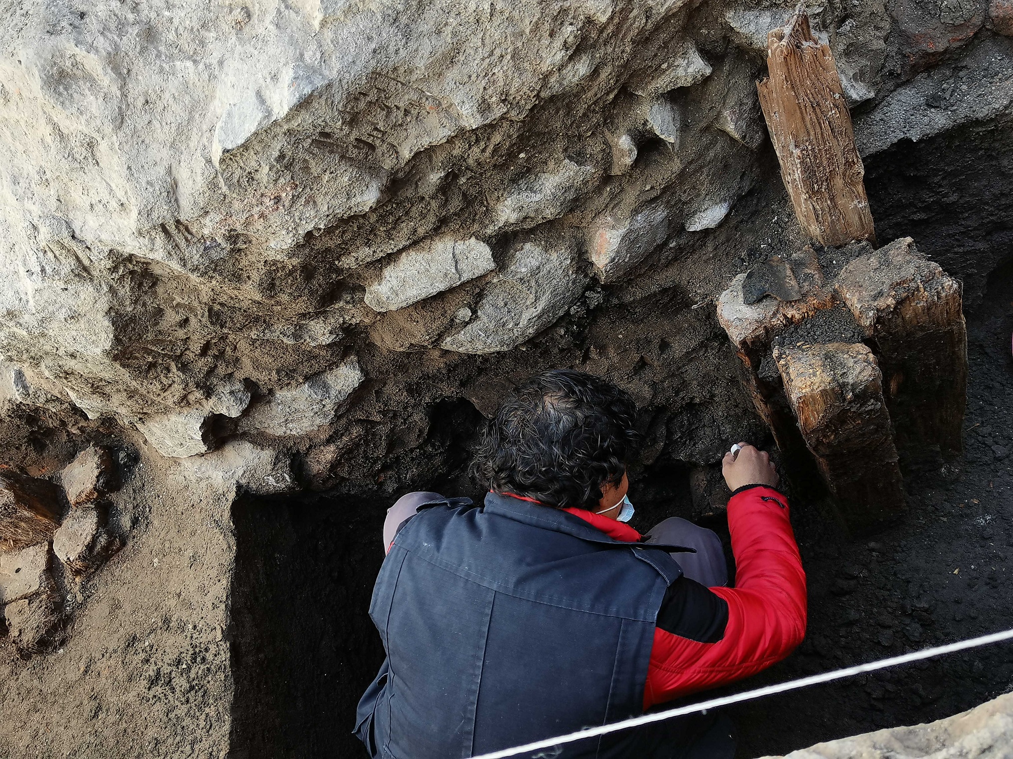 La cimentación del inmueble demostró su ocupación constante desde la época prehispánica (INAH)