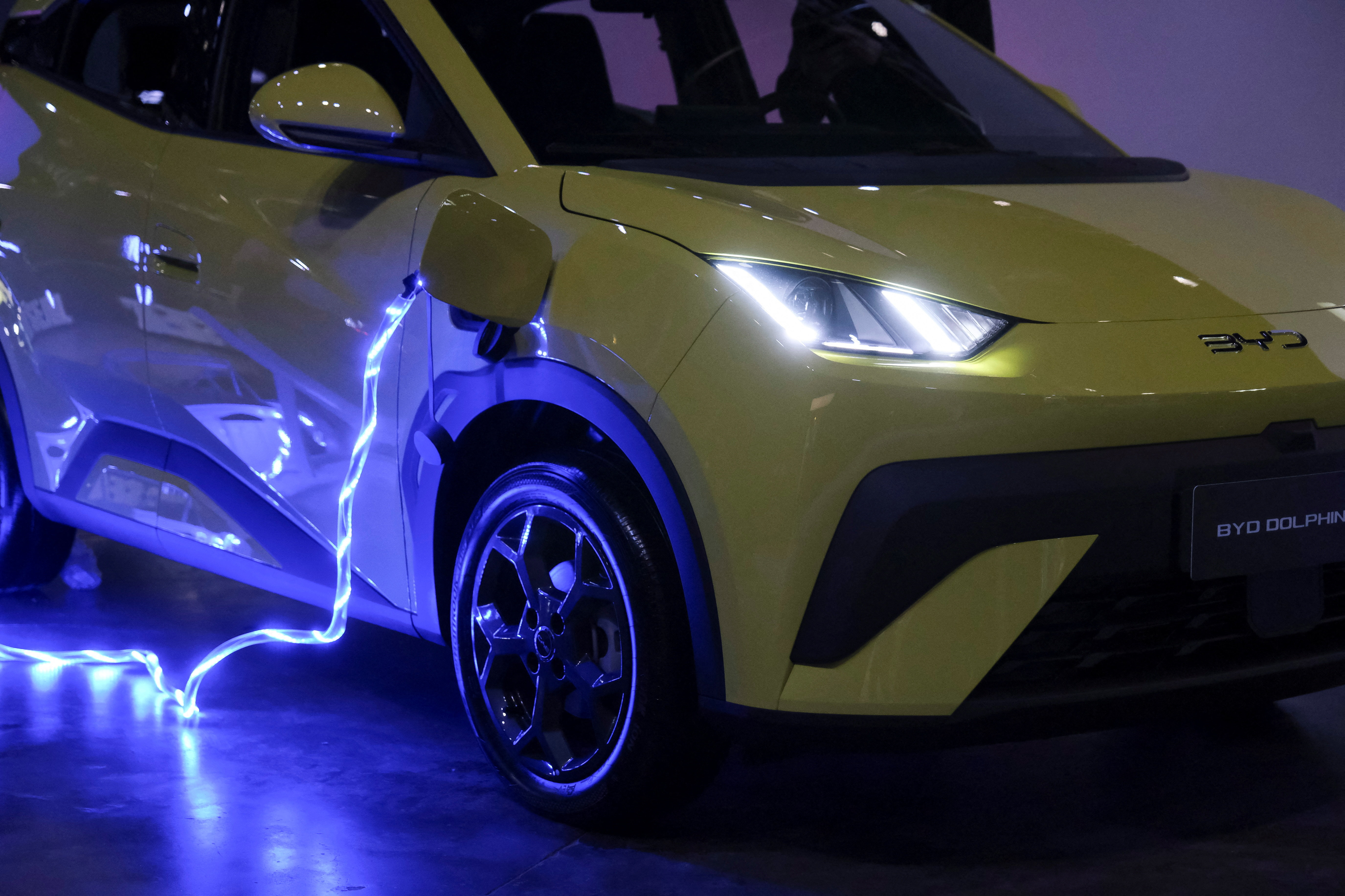 A pesar de limitaciones de cupo, los autos h&iacute;bridos y el&eacute;ctricos mantuvieron el 15% del mercado en julio