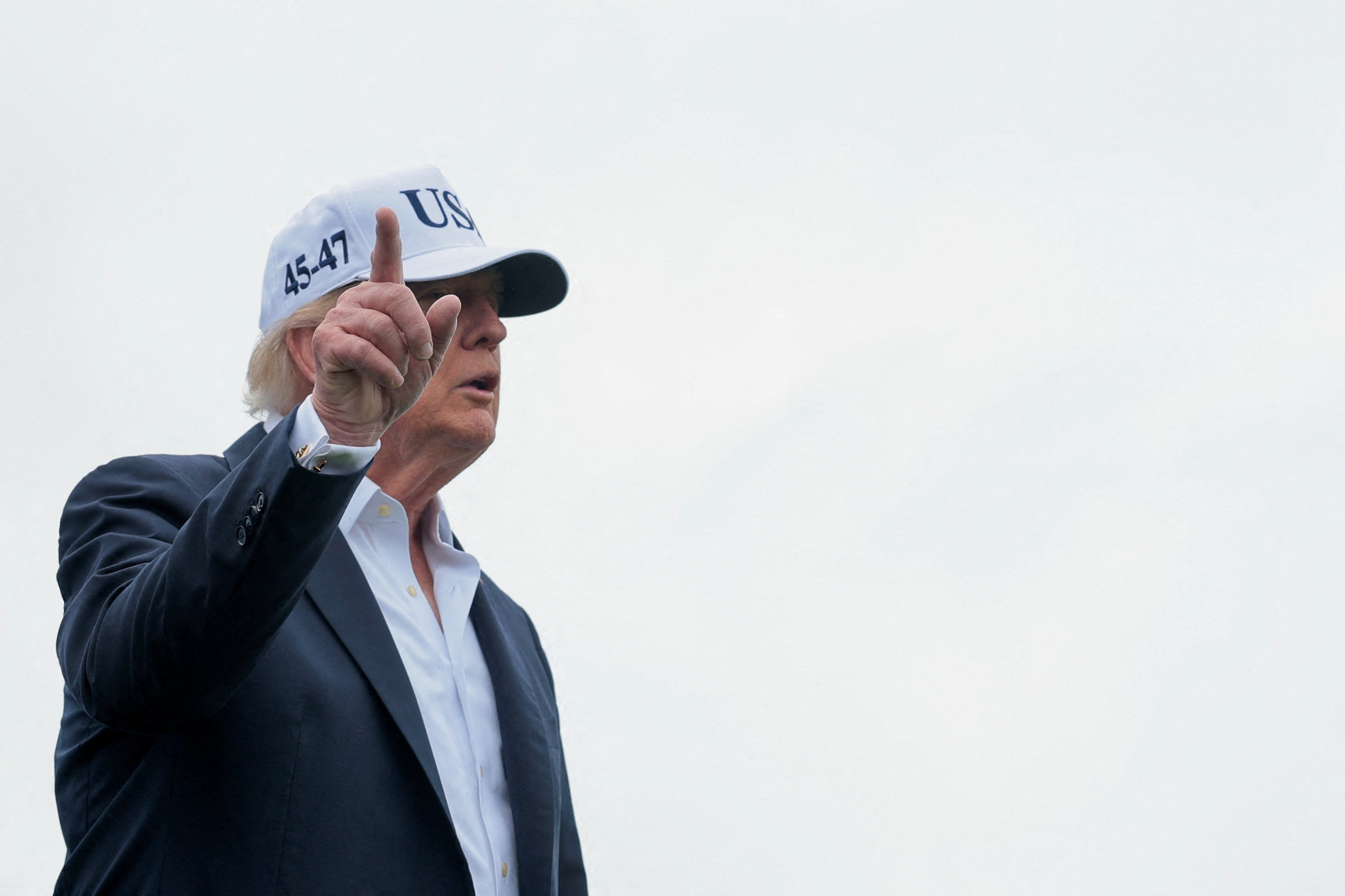 Trump dijo que la guerra con Ir&aacute;n "terminar&aacute; despu&eacute;s de las elecciones de medio t&eacute;rmino, tal vez antes"