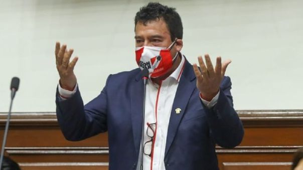 Edwin Martínez belongs to Acción Popular, but said that he did not go to the Government Palace on behalf of his caucus.  Photo: Andean