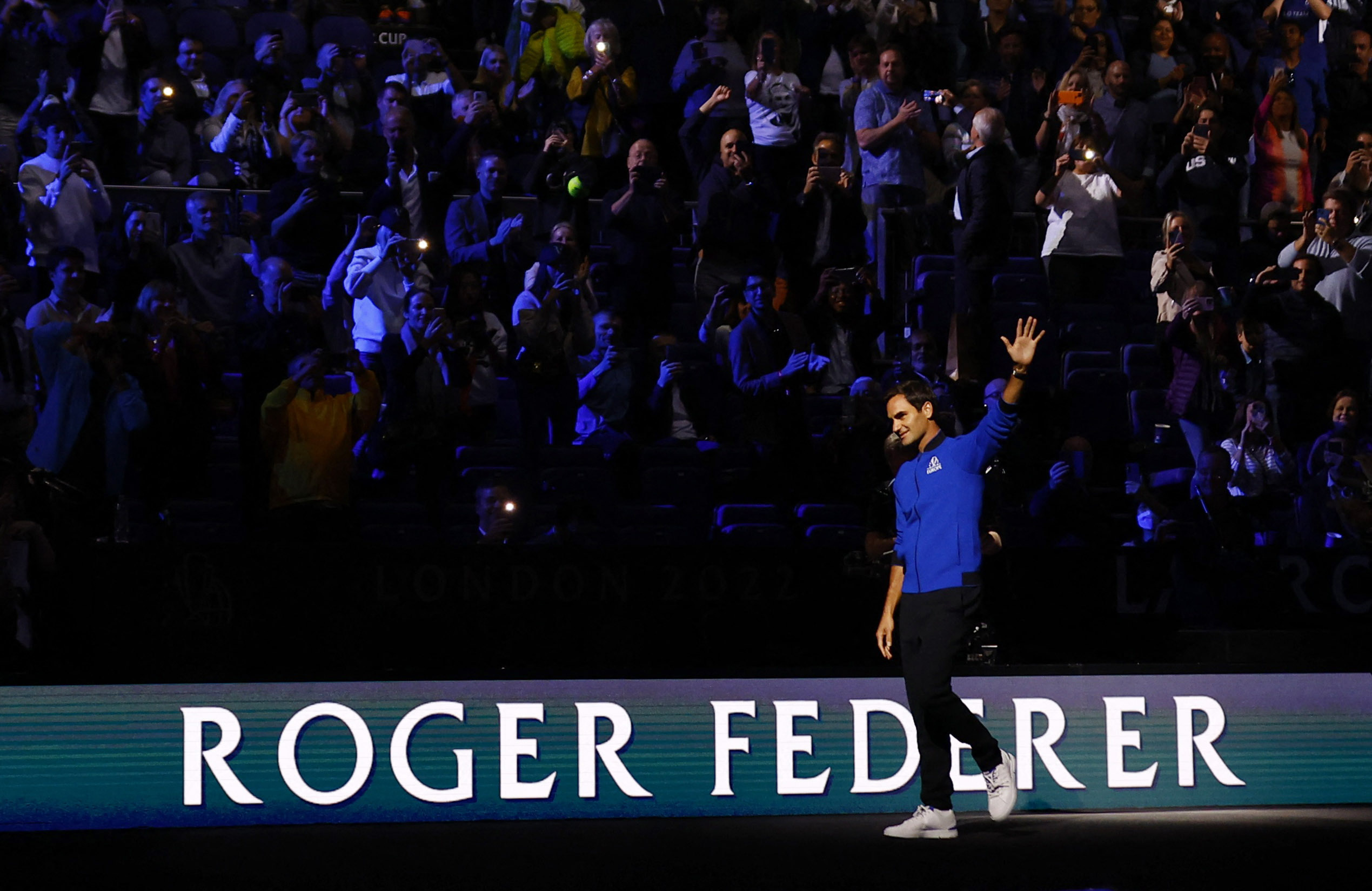 Roger se ganó su merecida ovación en Londres (Foto: Reuters)