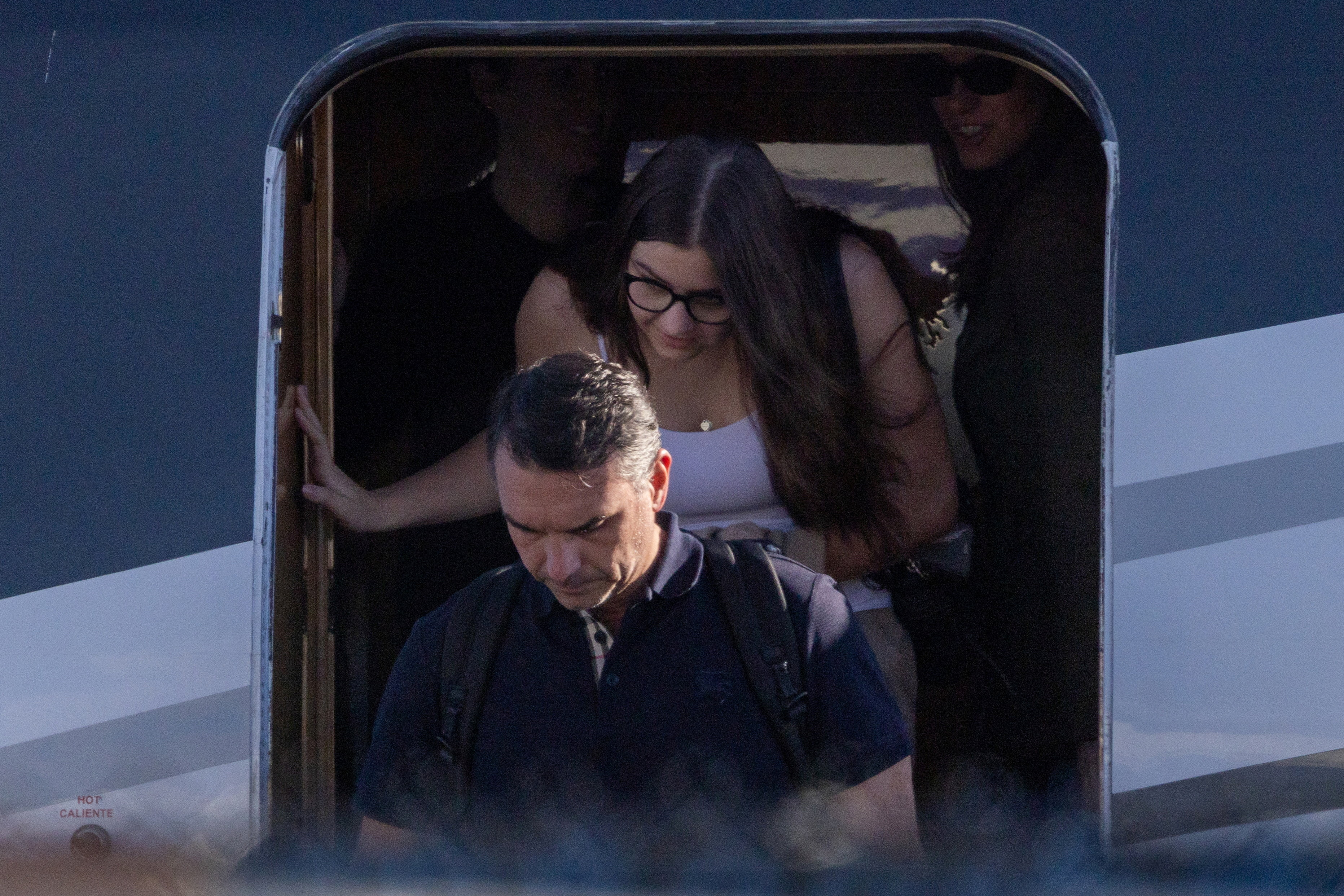 La salida de Flavio Bolsonaro hacia Estados Unidos vía Argentina: las dudas sobre una posible coordinación entre gobiernos