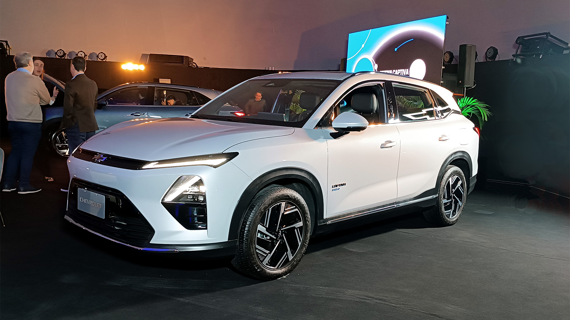 Llega el primer auto híbrido enchufable del cupo habilitado por el Gobierno: cuánto costará y cuál es su autonomía