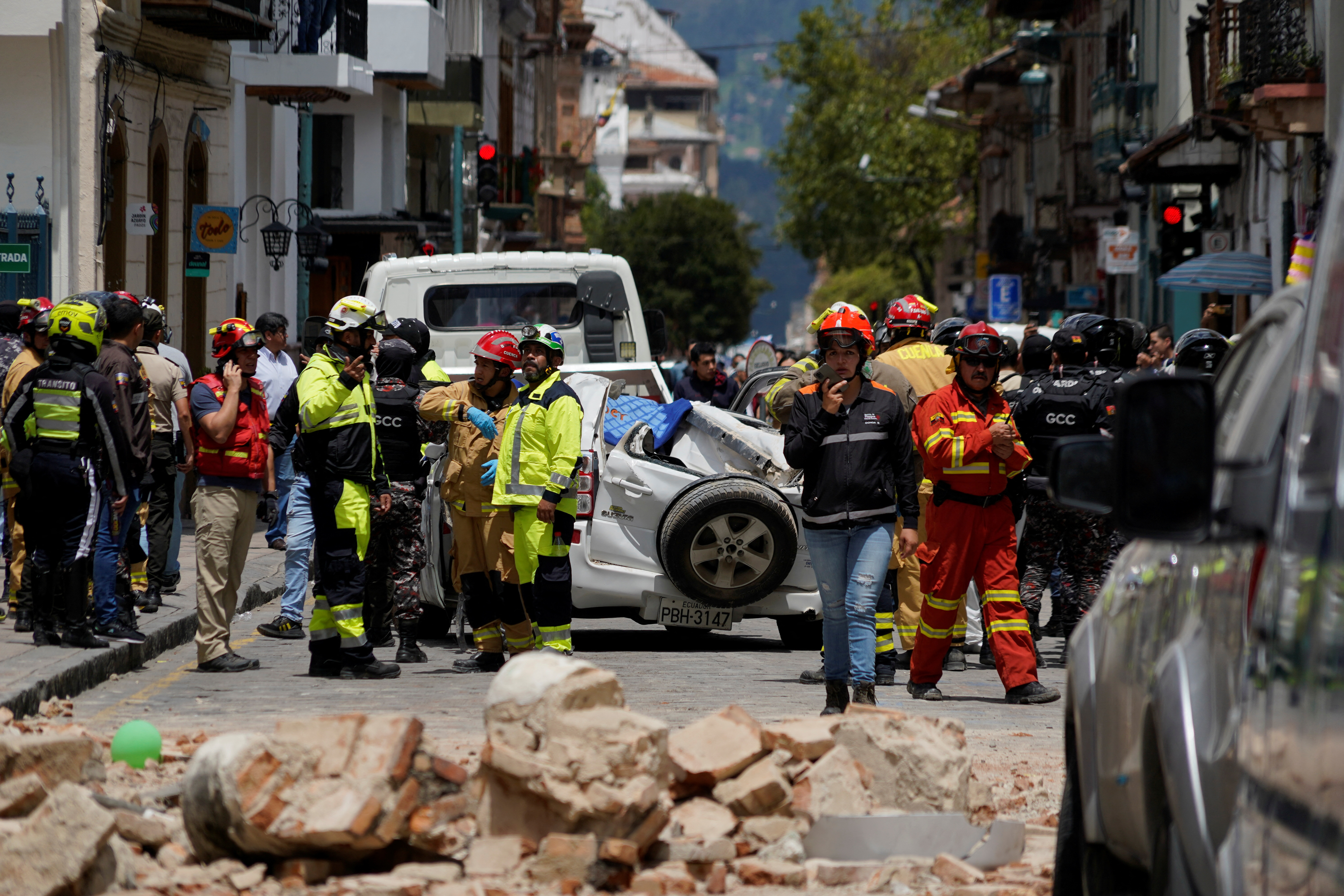 Un sismo de magnitud 6,8 sacudió el sur de Ecuador: al menos cuatro muertos