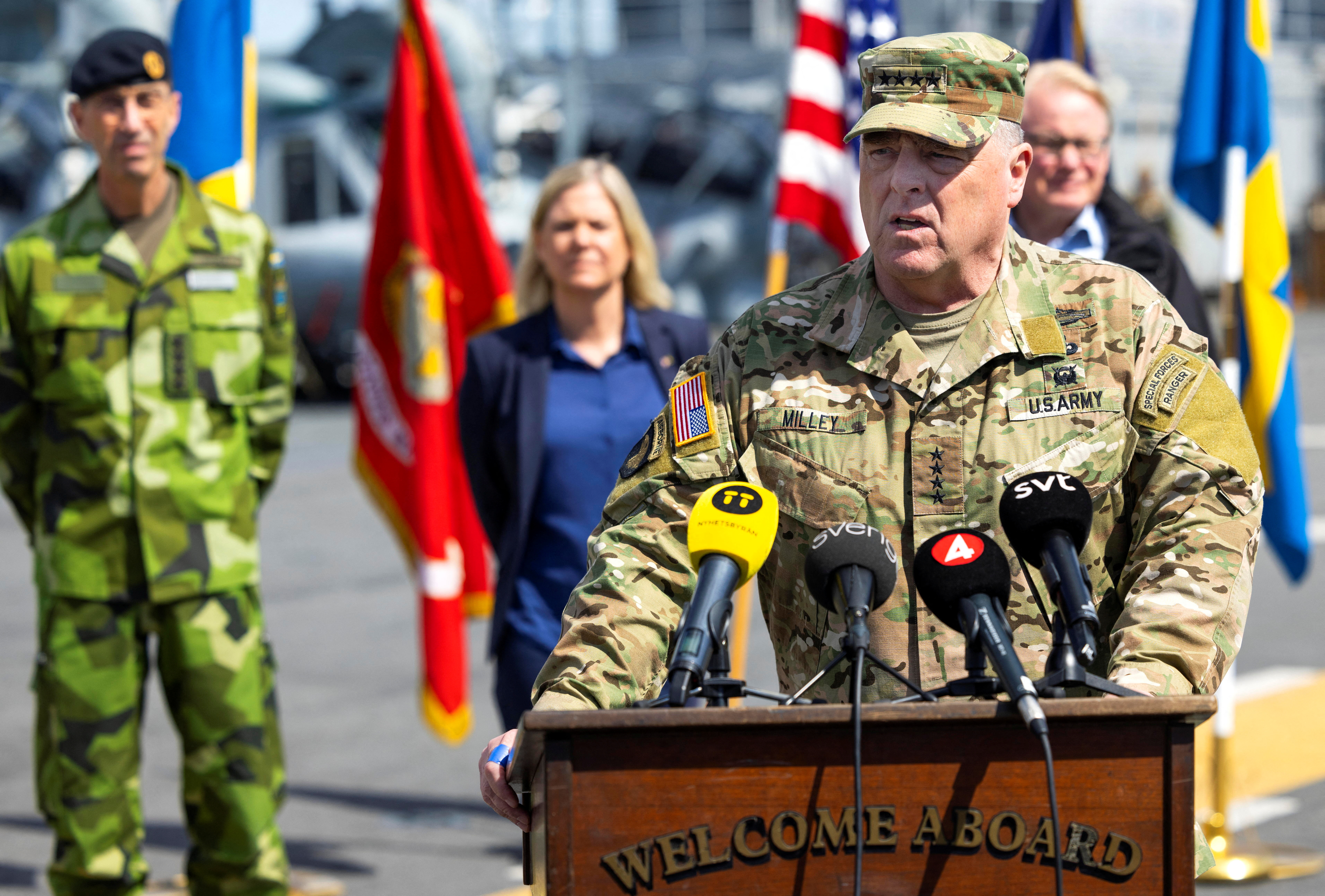 El general de EEUU Mark Milley durante los ejercicios BALTOPS 22 en Suecia. TT News Agency/Fredrik Persson via REUTERS      