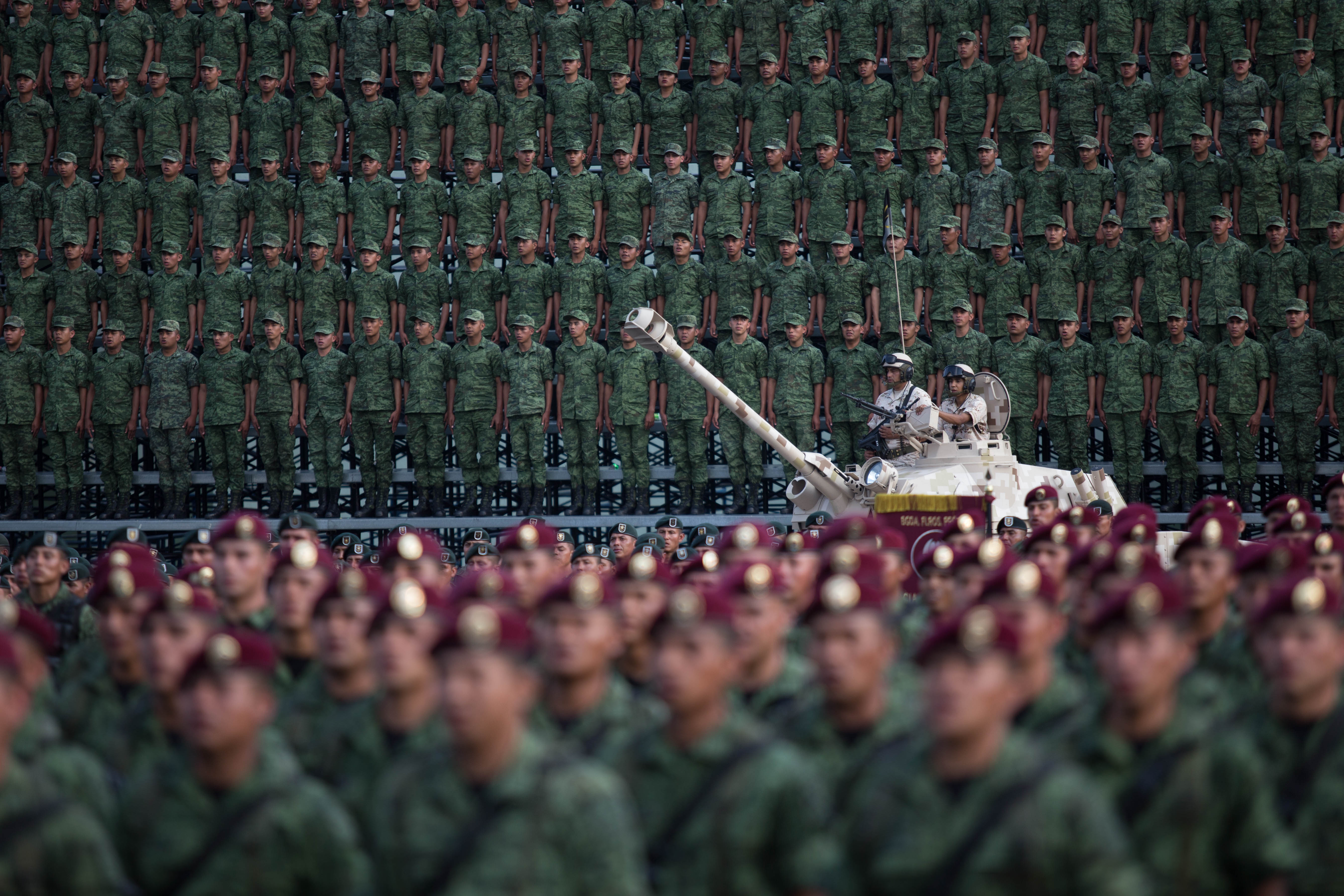 Cada mexicano tiene la obligación constitucional de estar a disposición de las Fuerzas Armadas de la nación. (FOTO: ILSE HUESCA /CUARTOSCURO.COM)