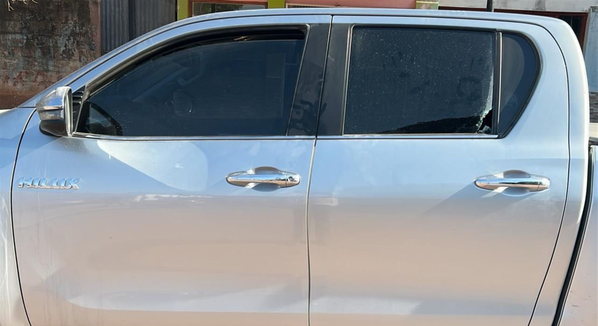 Denunciaron un ataque contra la camioneta donde viajaba Juan Manuel Urtubey en Salta: investigan si fue un disparo