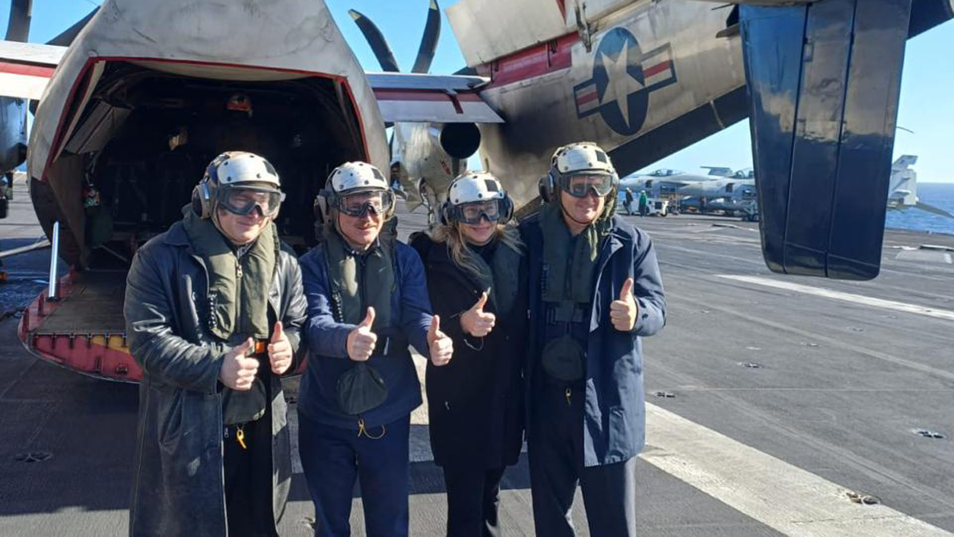 Milei arrib&oacute; al portaaviones USS Nimitz y participa de los ejercicios navales conjuntos con Estados Unidos