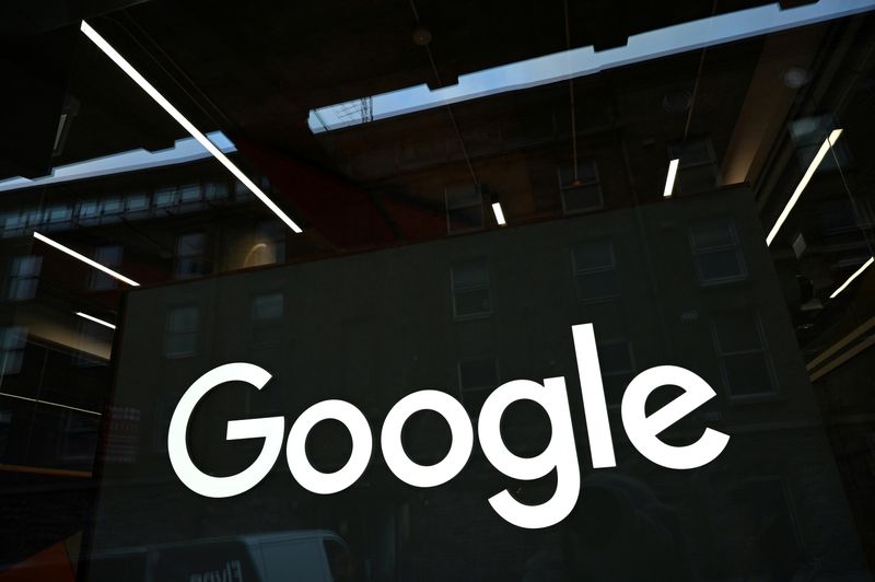 Imagen de archivo del logo de Google en la sede europea de la compañía en Dublín (Foto: REUTERS/Clodagh Kilcoyne)
