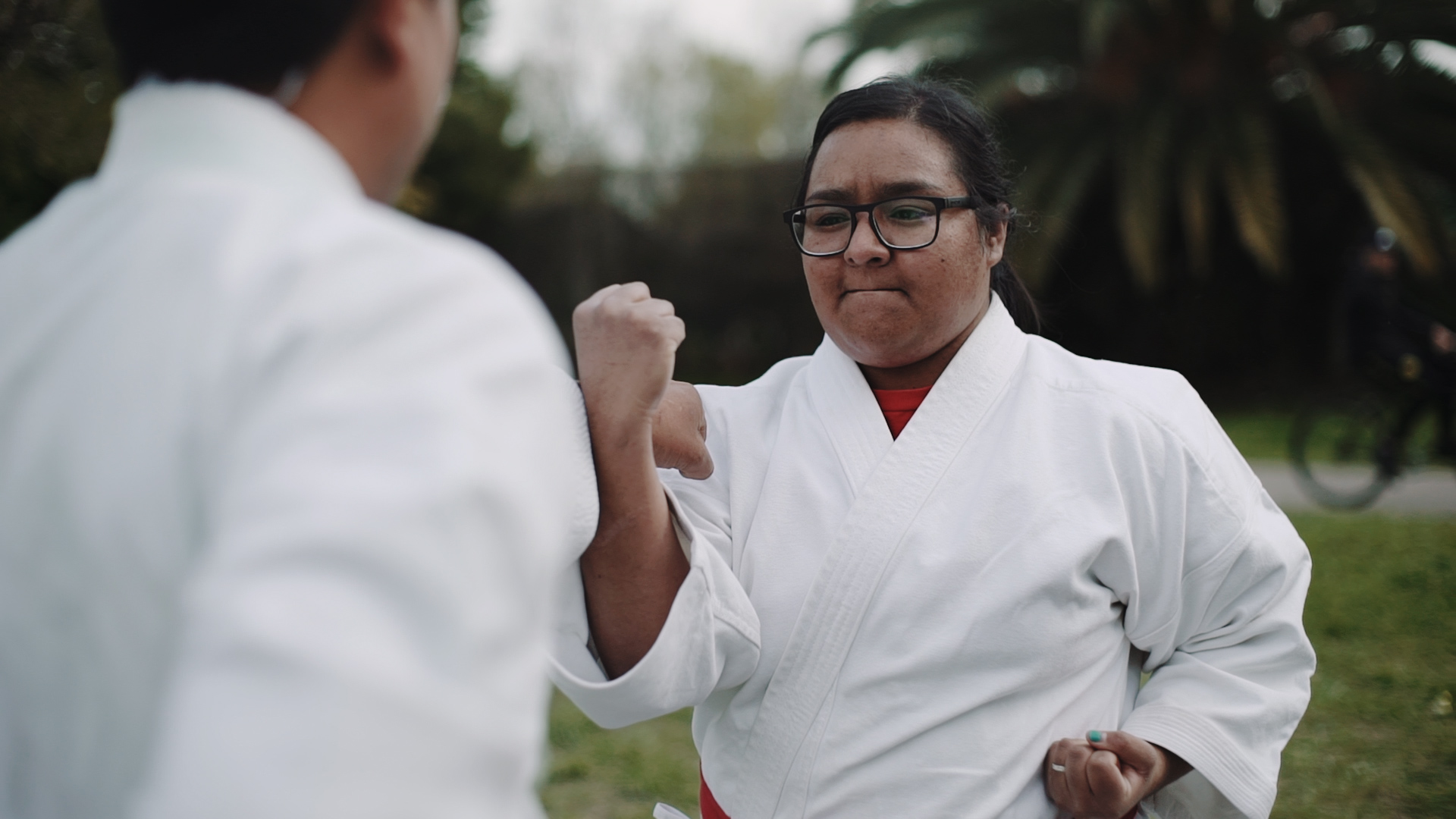 Ruth practica deportes marciales y es diseñadora gráfica. Tras superar el shock del diagnóstico, hoy es activista como persona con Chagas/ACIJ