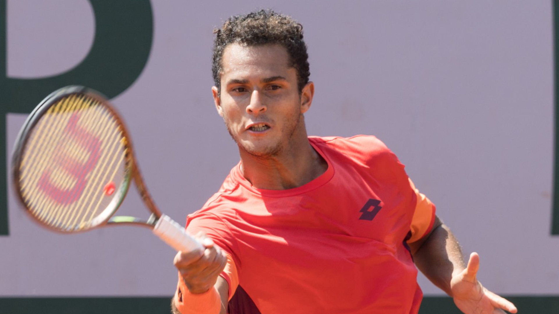Juan Pablo Varillas achieved a historic comeback against Roberto Bautista and advanced to the third round of Roland Garros.  (Getty Images)