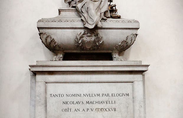 Tumba de Maquiavelo, en la iglesia de la Santa Croce.