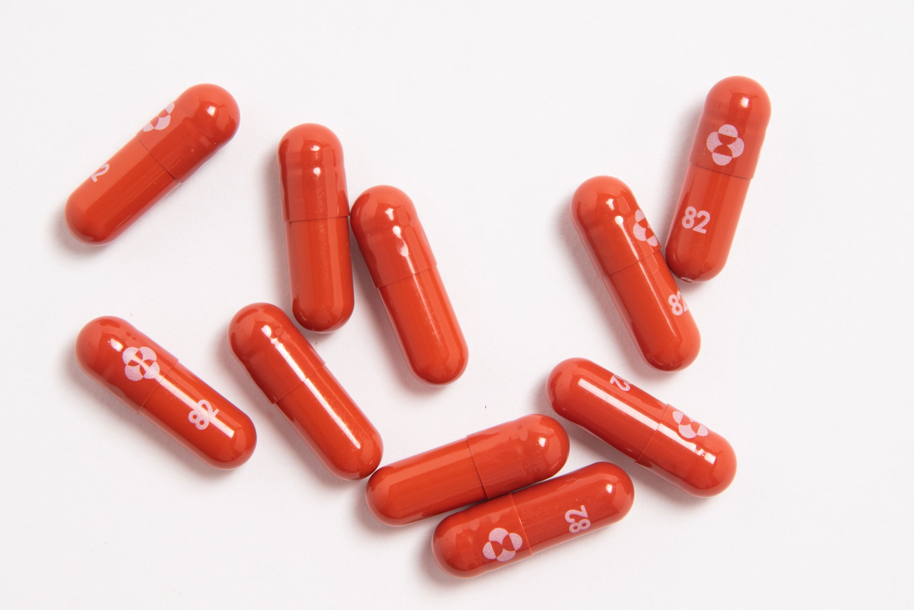 La píldora contra el COVID-19 de las compañías biofarmacéuticas Merck & Co. y Ridgeback Biotherapeutics, de Estados Unidos, mostró que actúa contra la variante Ómicron del SARS-CoV-2 (MSD)
