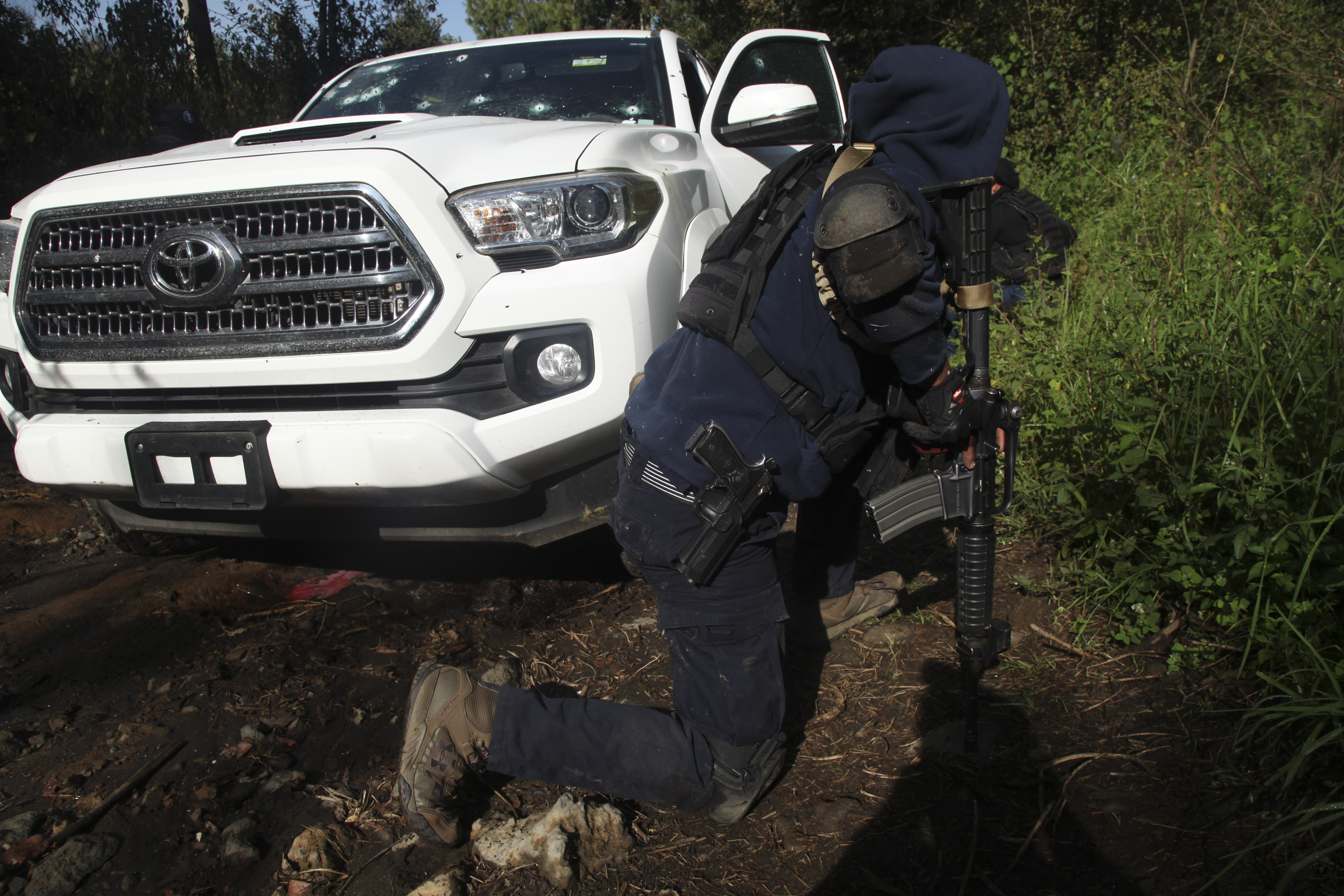 El 3 de septiembre de 2019, elementos de la Policía de Michoacán fueron agredidos a balazos en el rancho La Capilla, en el municipio de Uruapan (Foto: JUAN JOSÉ ESTRADA SERAFÍN /CUARTOSCURO)