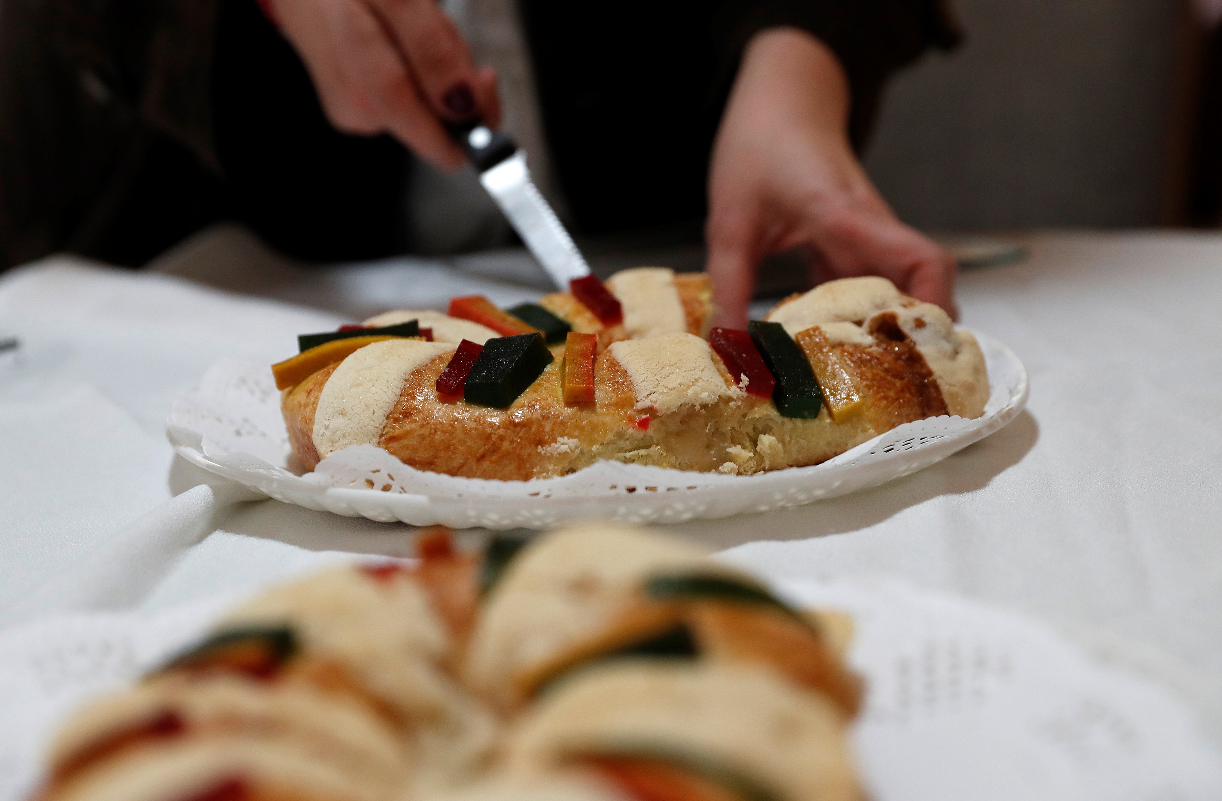 Los que sacan la figura del niño en la Rosca de Reyes deben compartir tamales. (Foto: EFE/Alex Cruz/Archivo)

