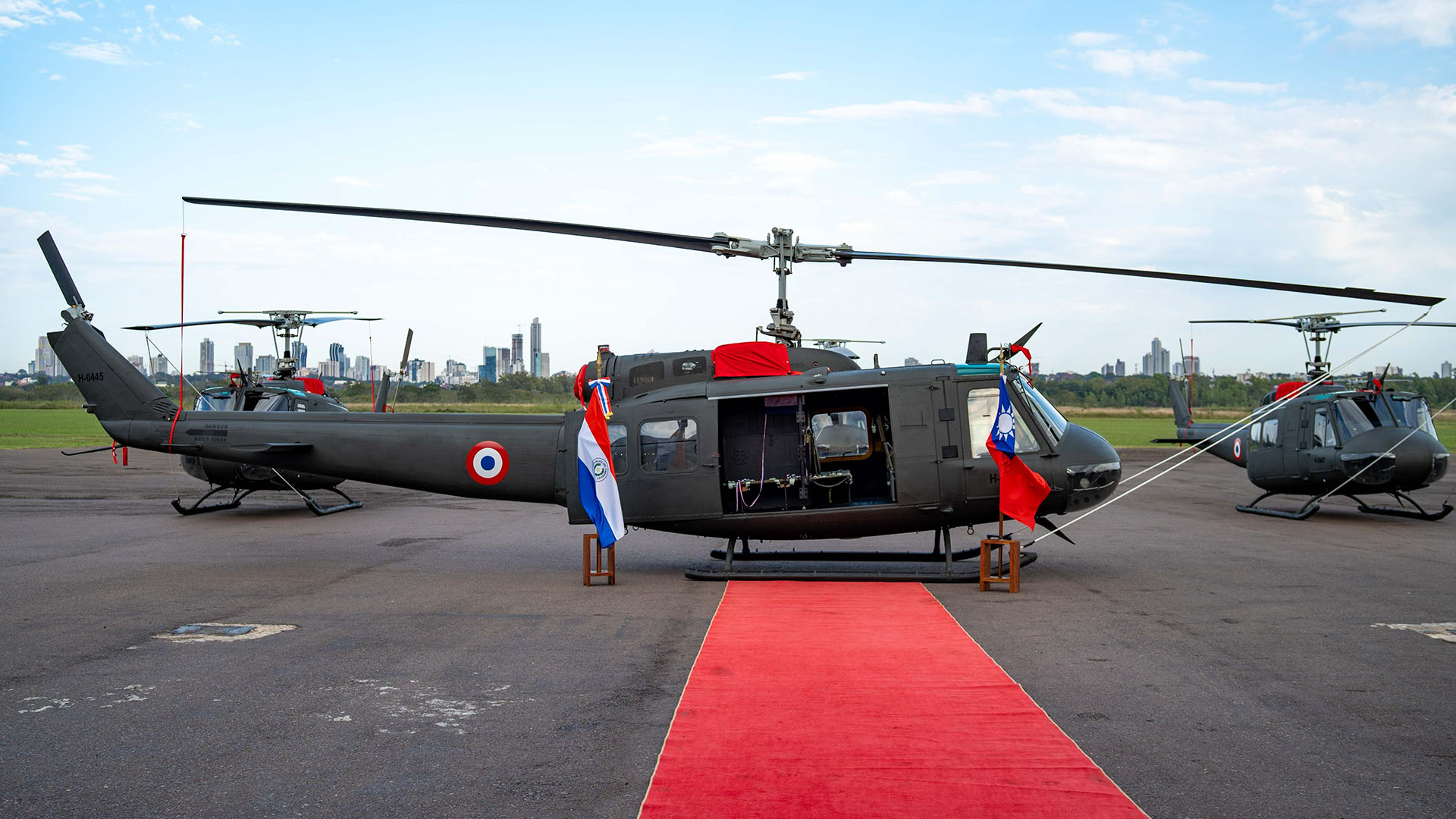 Taiwán donó a Paraguay cuatro helicópteros para combatir el crimen y el narcotráfico  
