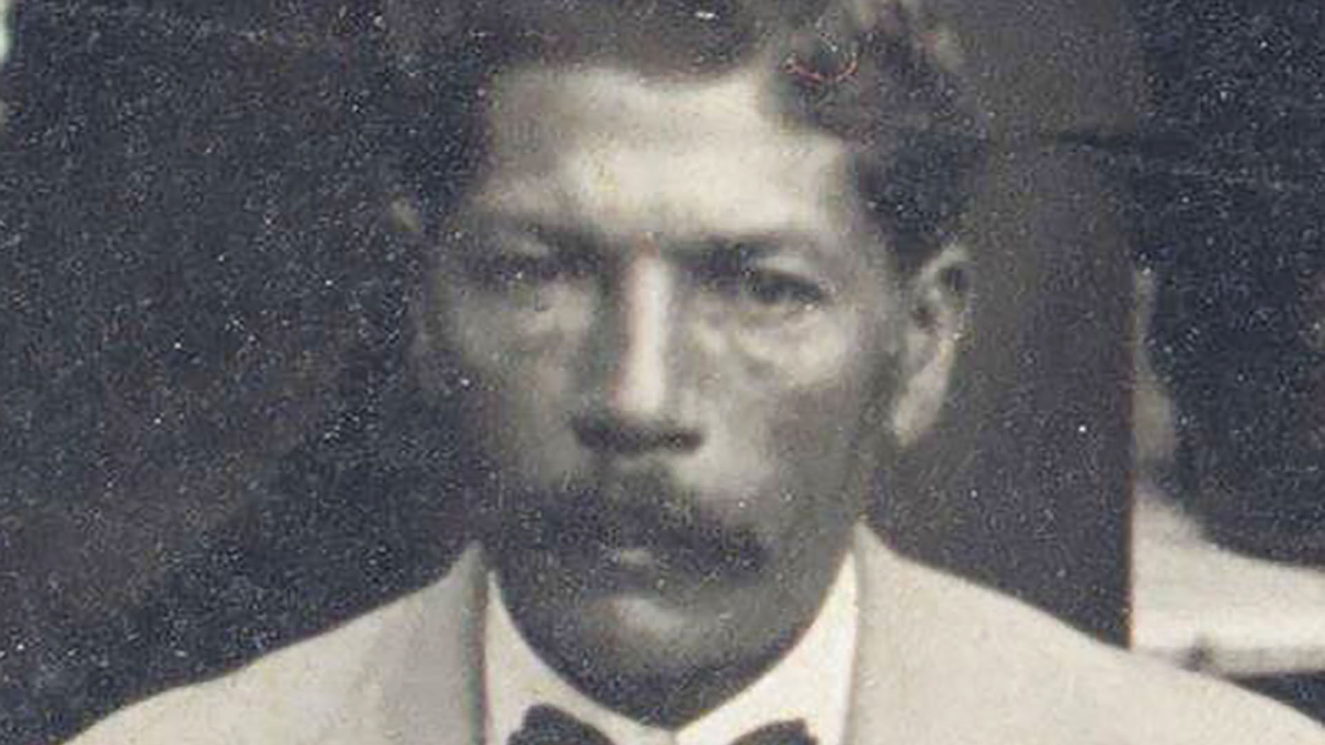 Cayetano Silva es el autor de la "Marcha San Lorenzo", estrenada en 1902. Cinco años después Benielli le pondría letra