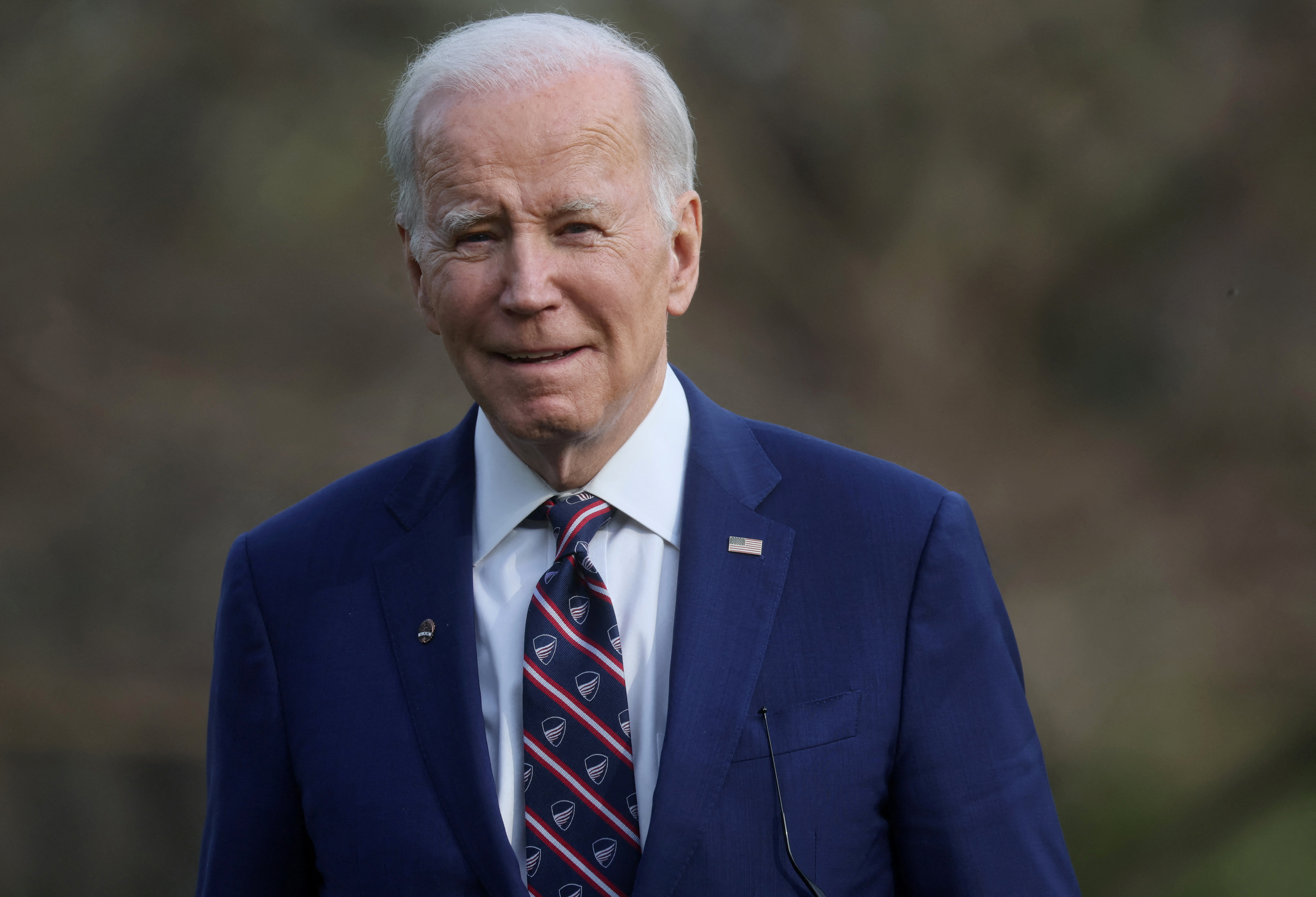 Joe Biden aseguró que continuarán fomentando viajes ya que reconoce su papel fundamental en la economía de los Estados Unidos (REUTERS)
